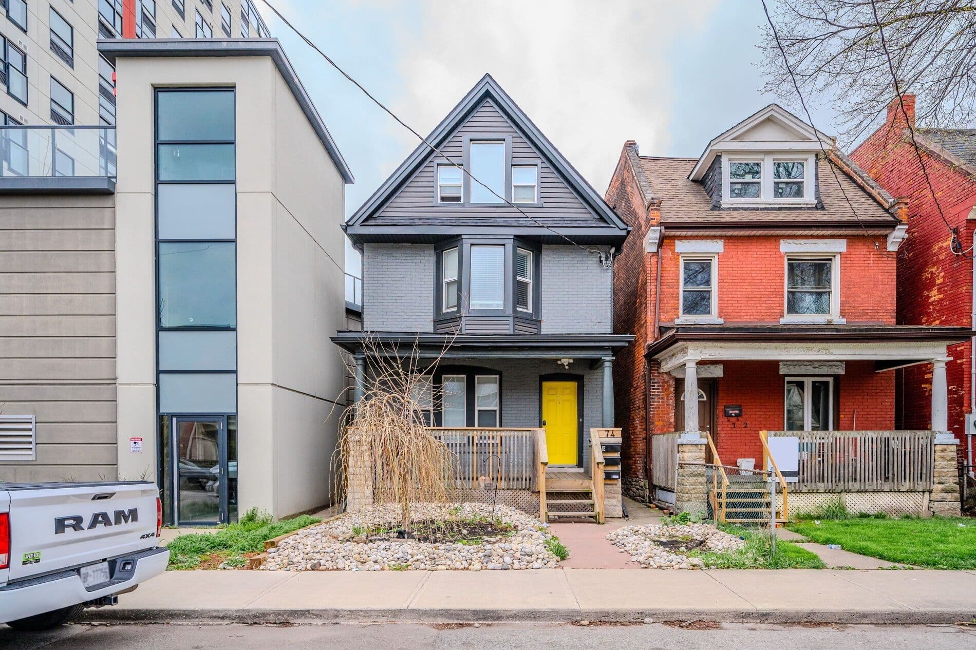 74 CATHCART Street 1-Lower Lvl, Hamilton, ON L8R 1M5