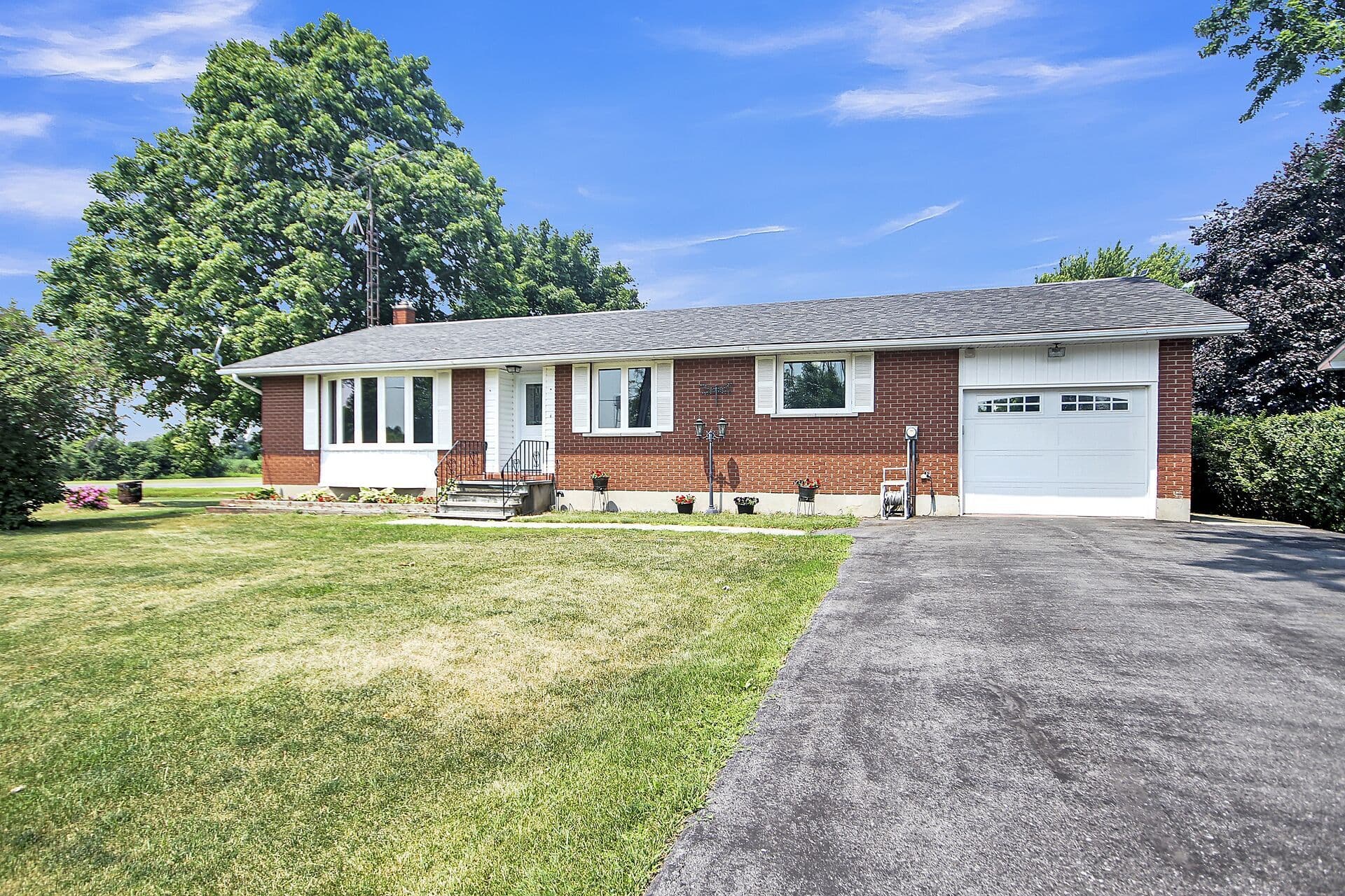 13459 Loucks Road, North Dundas, ON K0C 1H0