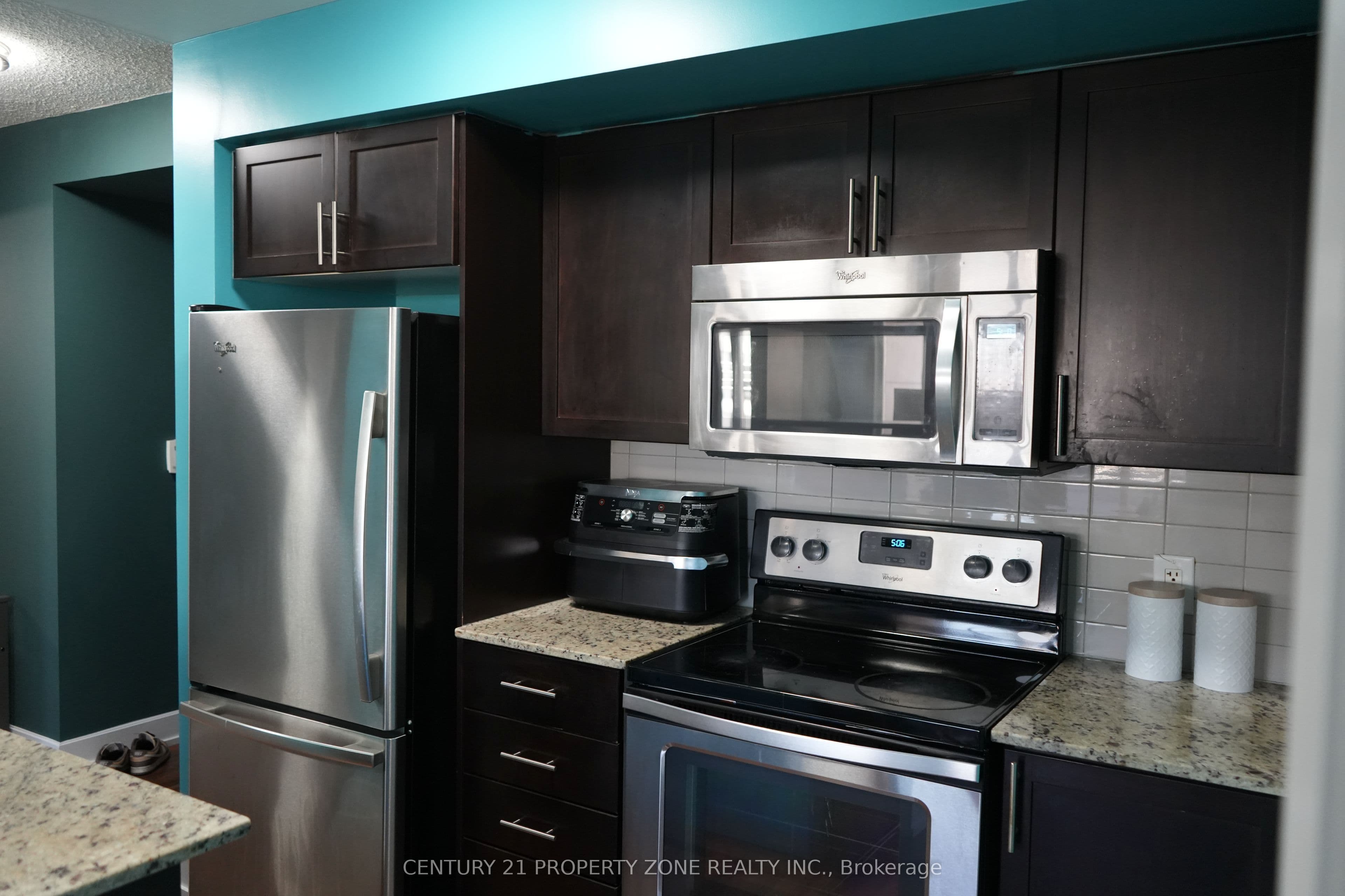 6 Eva Road 1303, Toronto W08, ON M9C 0B1