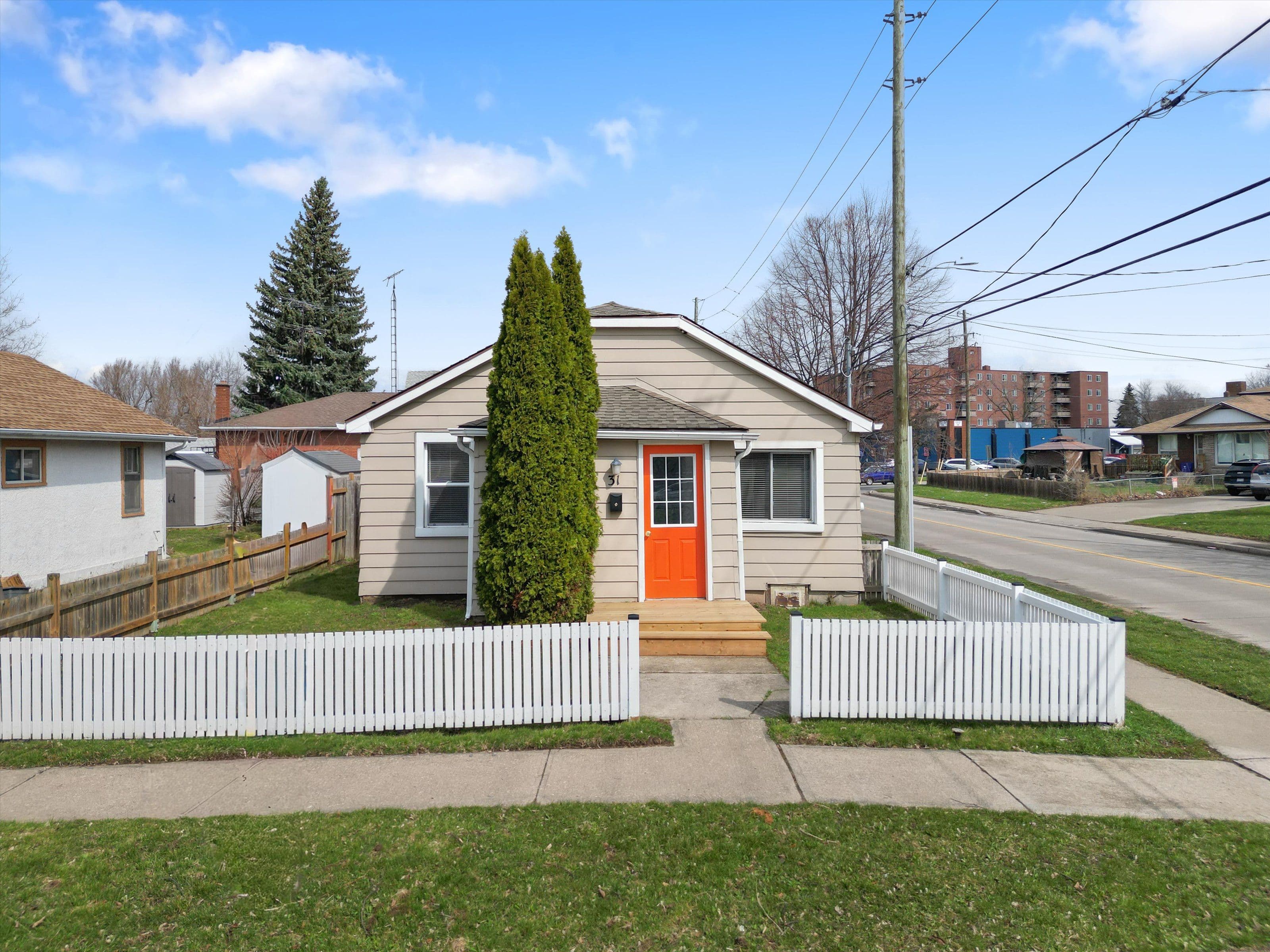 31 Prospect Avenue, St. Catharines, ON L2M 5K2
