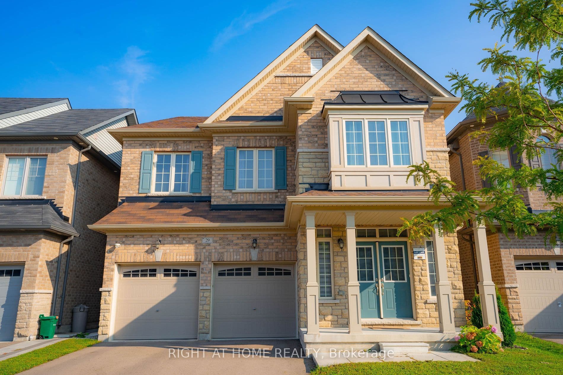 29 Boone Crescent, Vaughan, ON L4H 4V1
