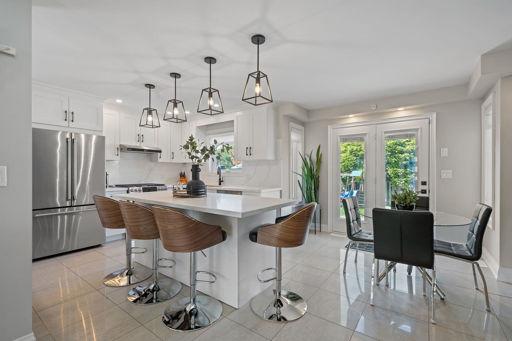 35 AGINCOURT Crescent, St. Catharines, ON L2S 4B4