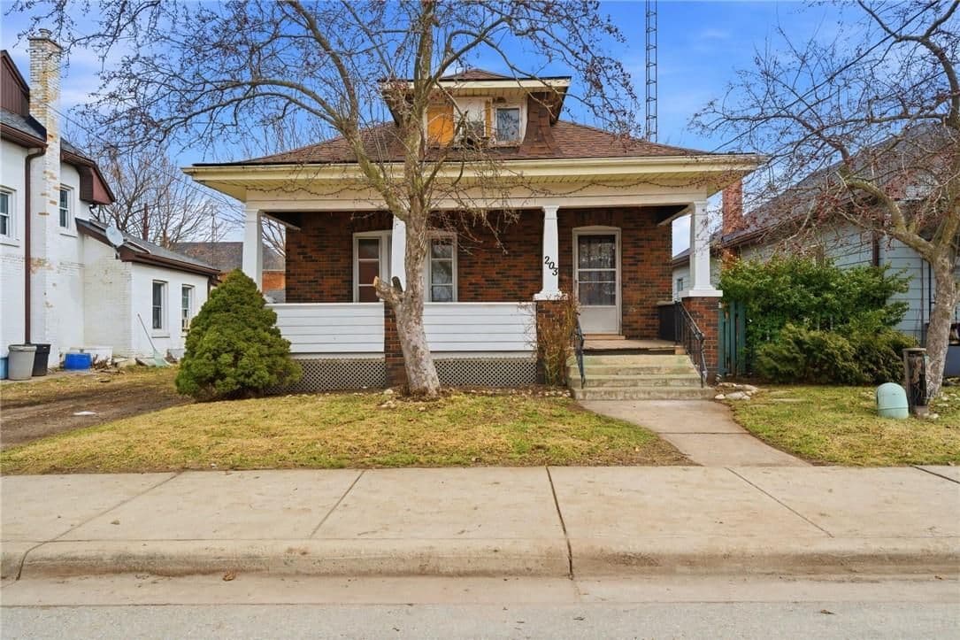 203 Brock Street, Brantford, ON N3S 5W8