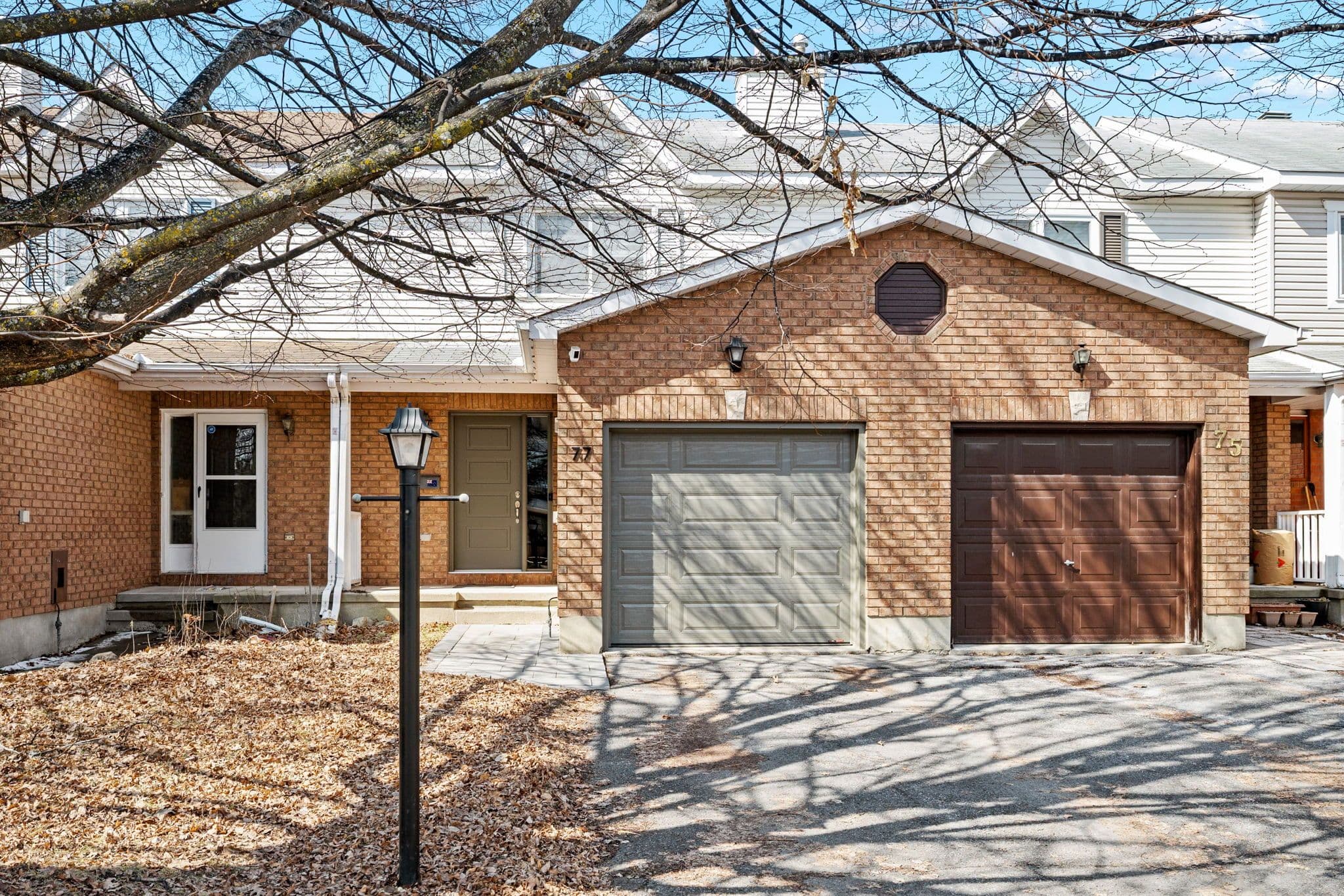 77 Markland Crescent, Barrhaven, ON K2G 5Z6