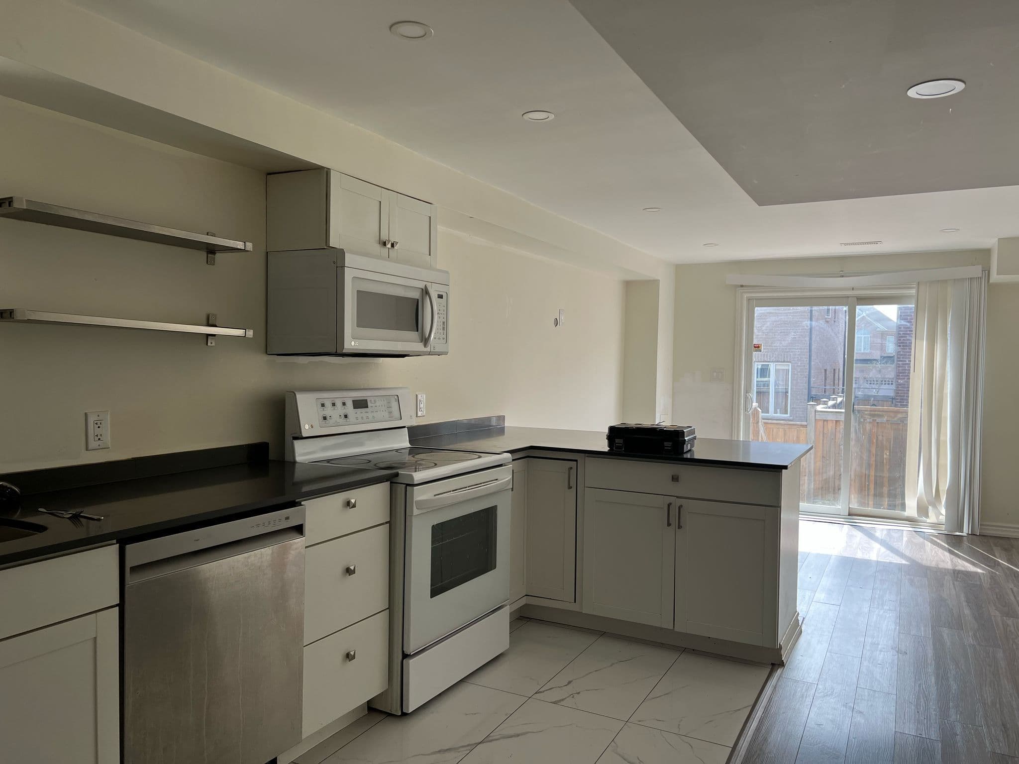 45 Paper Mills Crescent Lower, Richmond Hill, ON L4E 0V5