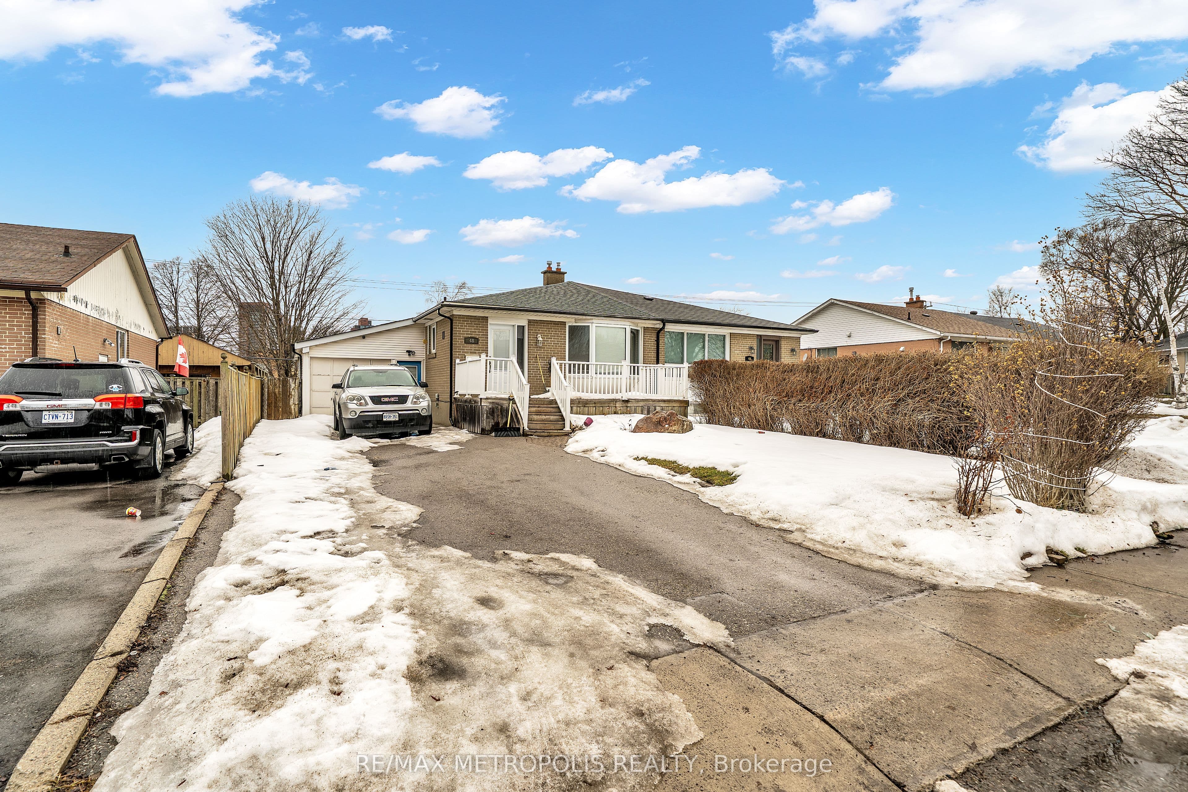 48 Billingsgate Crescent Bsmt, Ajax, ON L1S 2R8