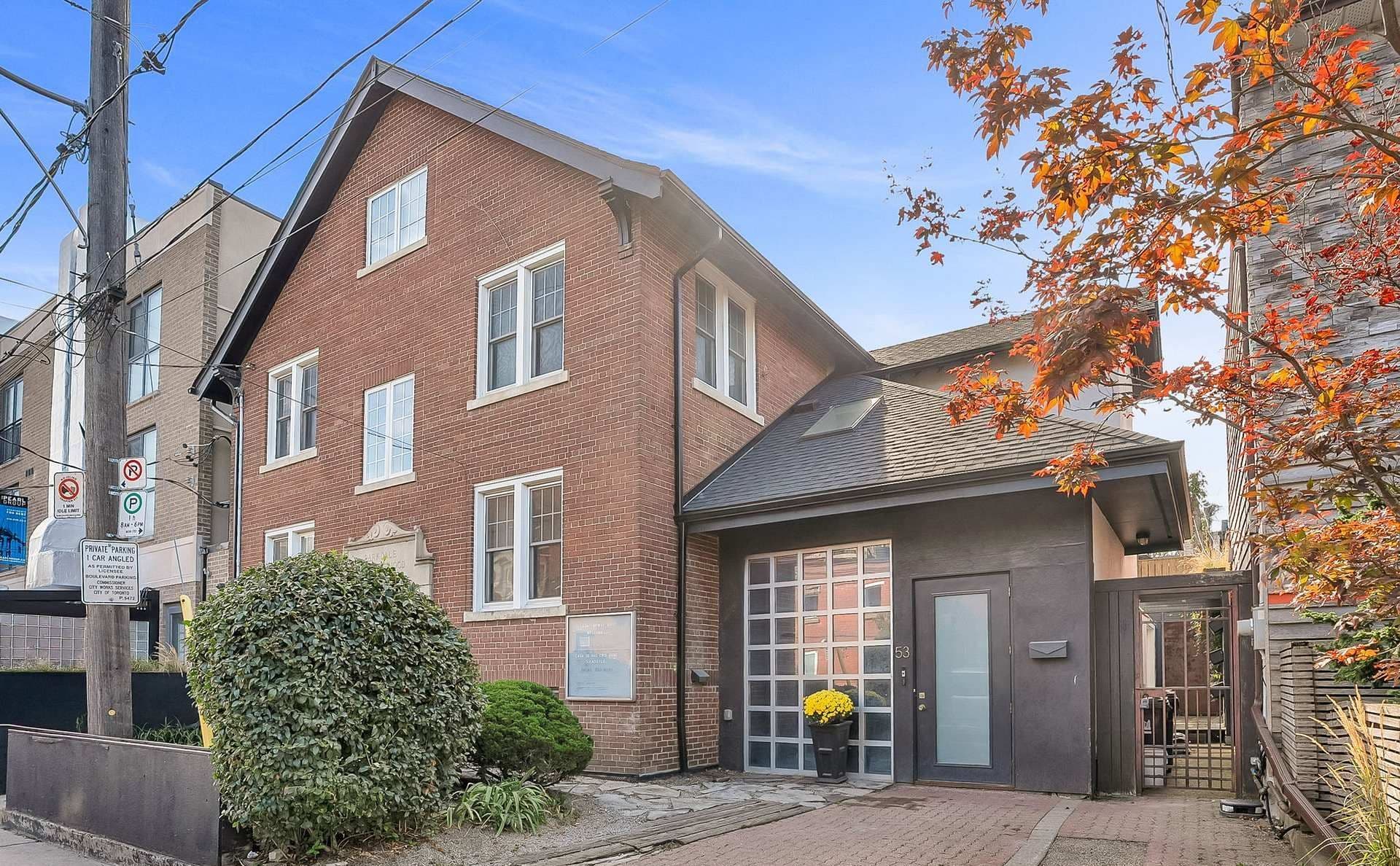 53 Argyle Street, Toronto C01, ON M6J 1N8