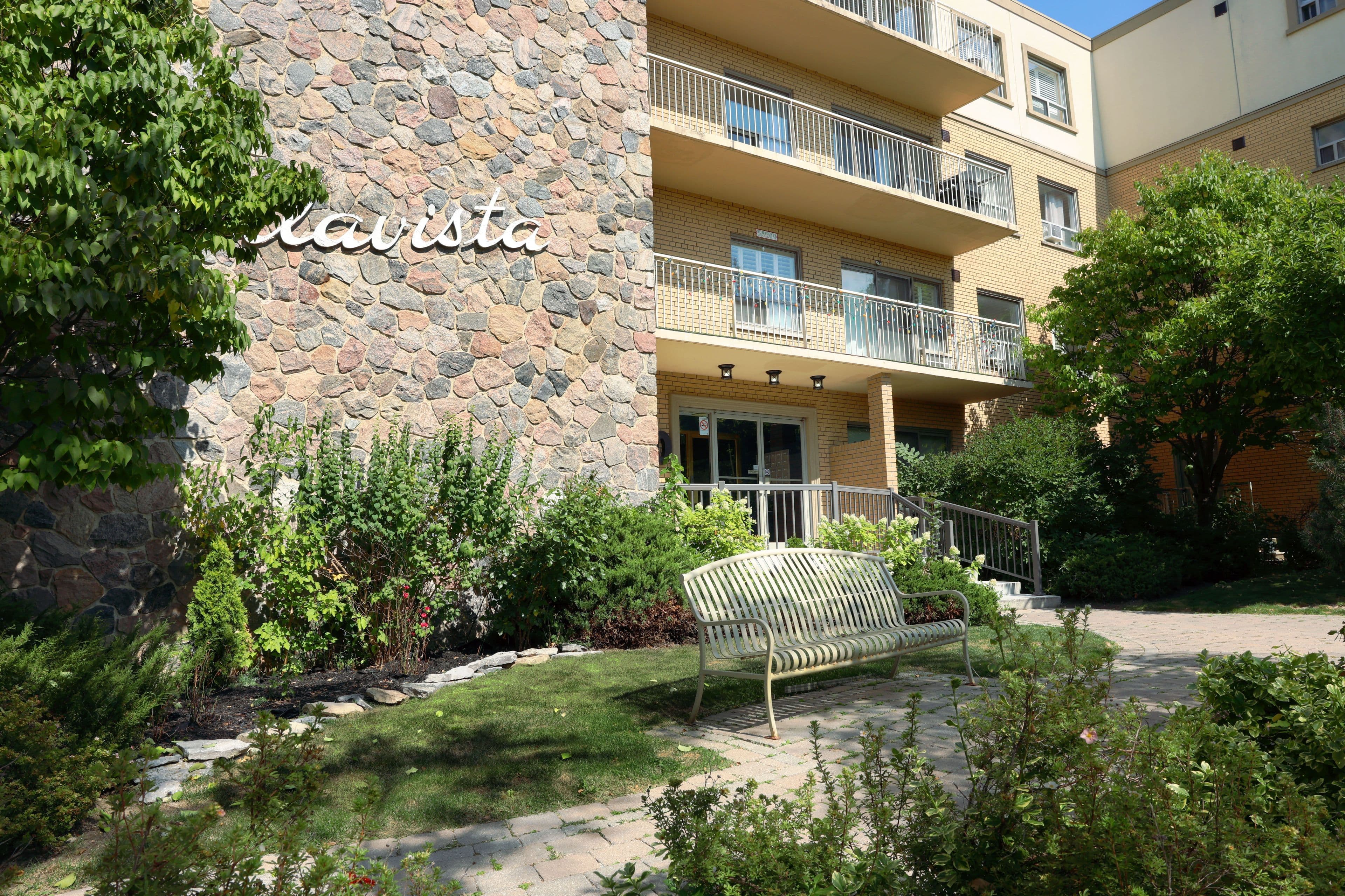 60 Gulliver Road 303, Toronto W04, ON M6M 2M6