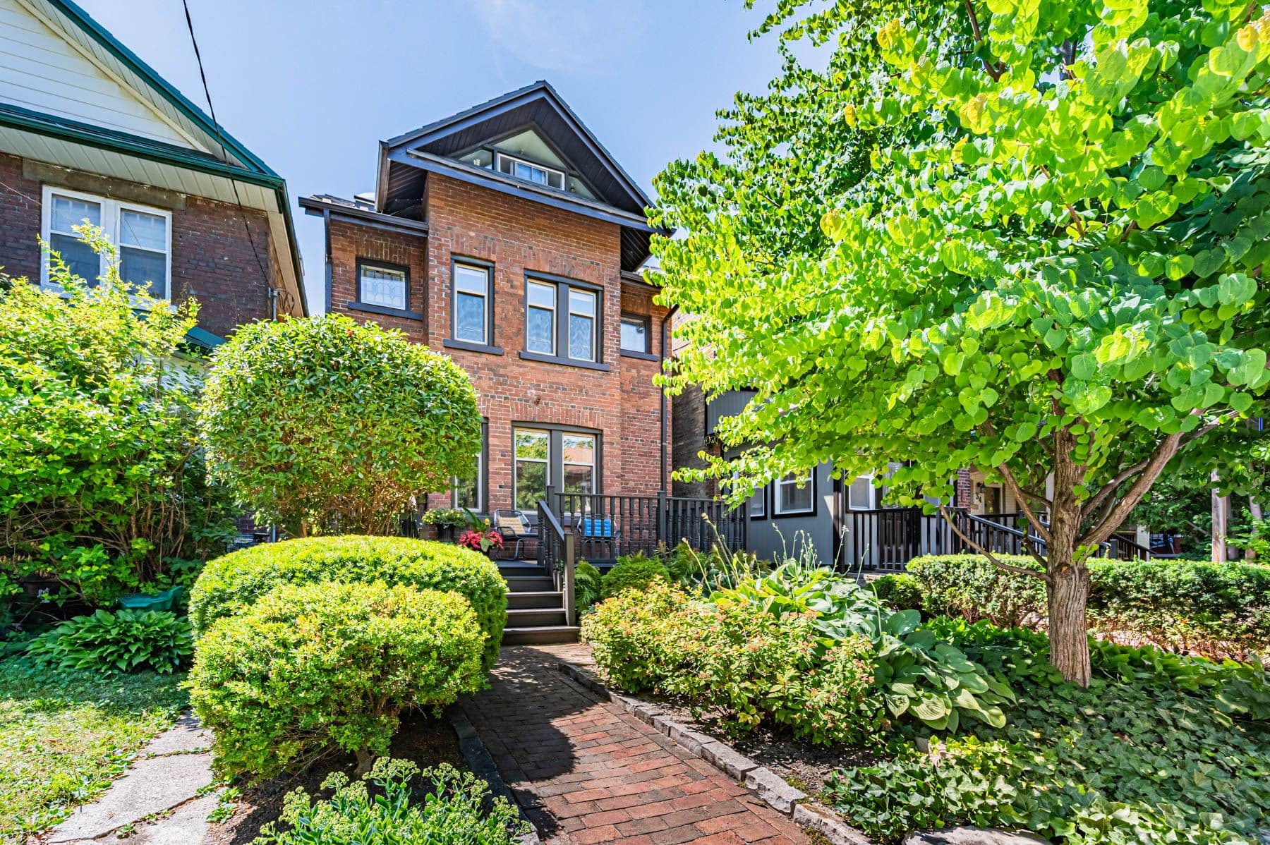 30 Coady Avenue, Toronto E01, ON M4M 2Y8