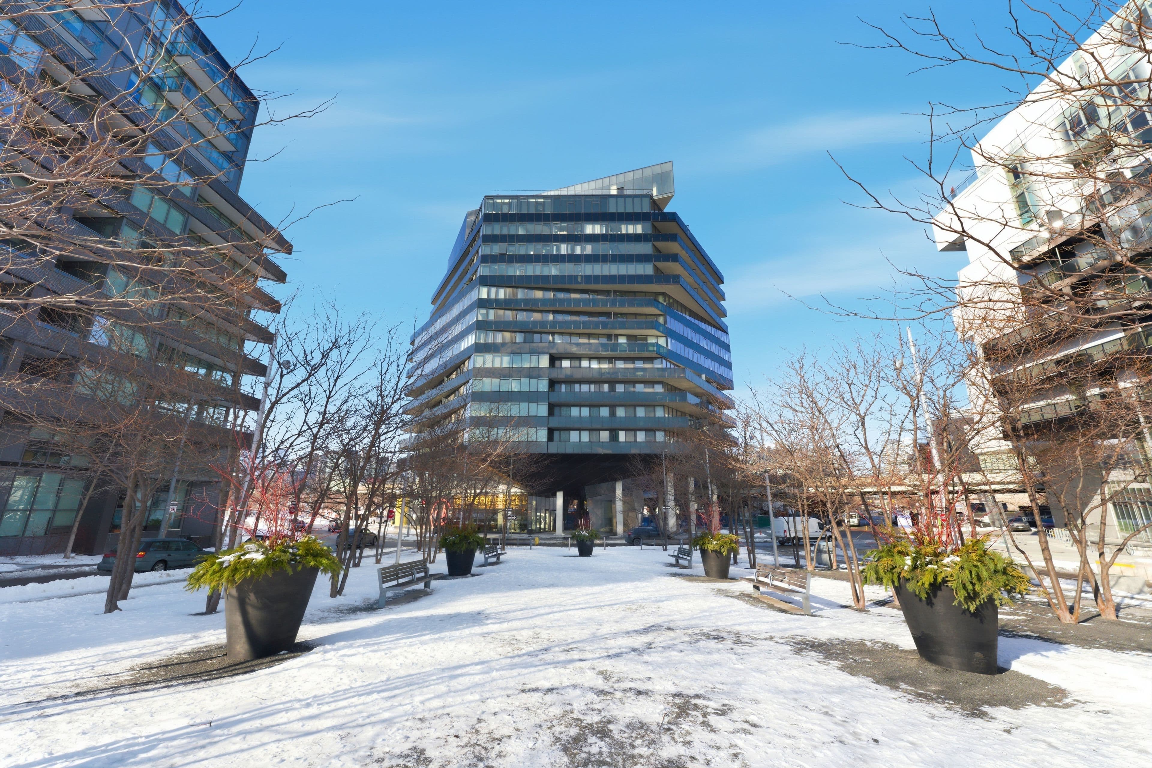 21 Lawren Harris Square 512, Toronto C08, ON M5A 1H7