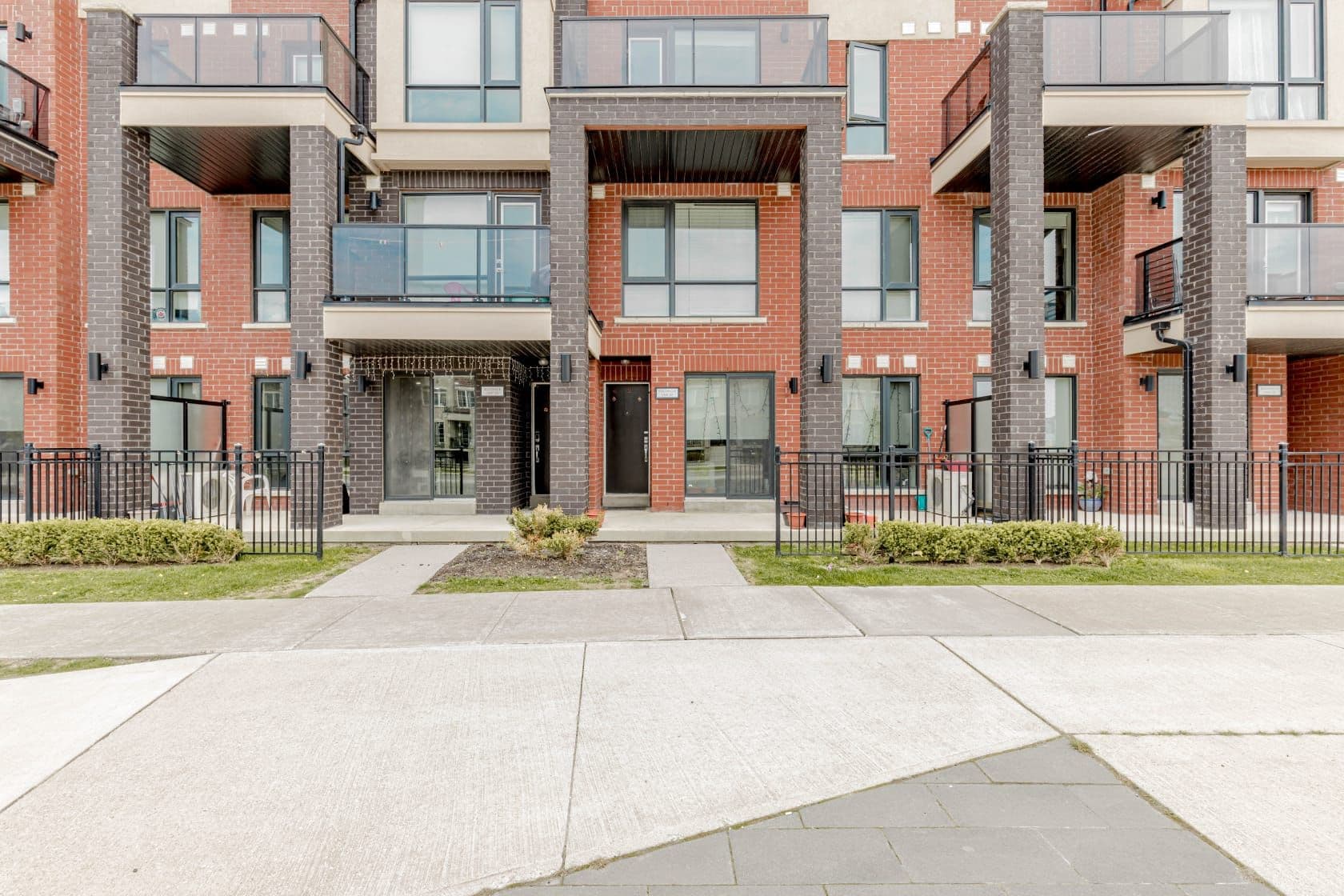 100 Dufay Road 29, Brampton, ON L7A 4S3