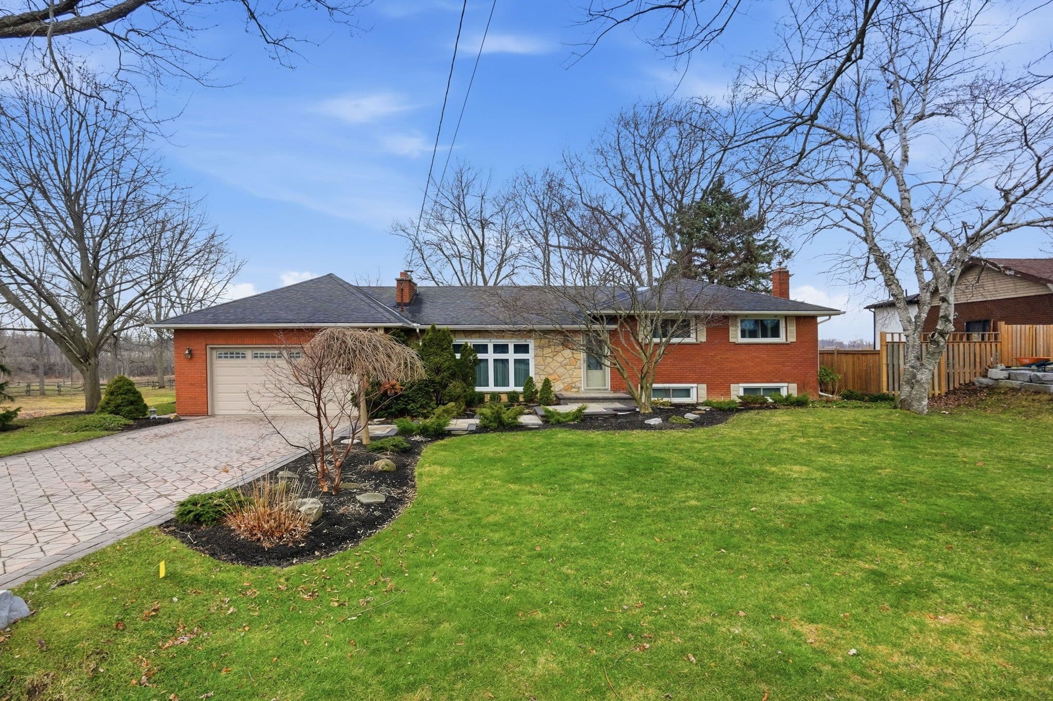 692 Miles Road, Hamilton, ON L0R 1P0