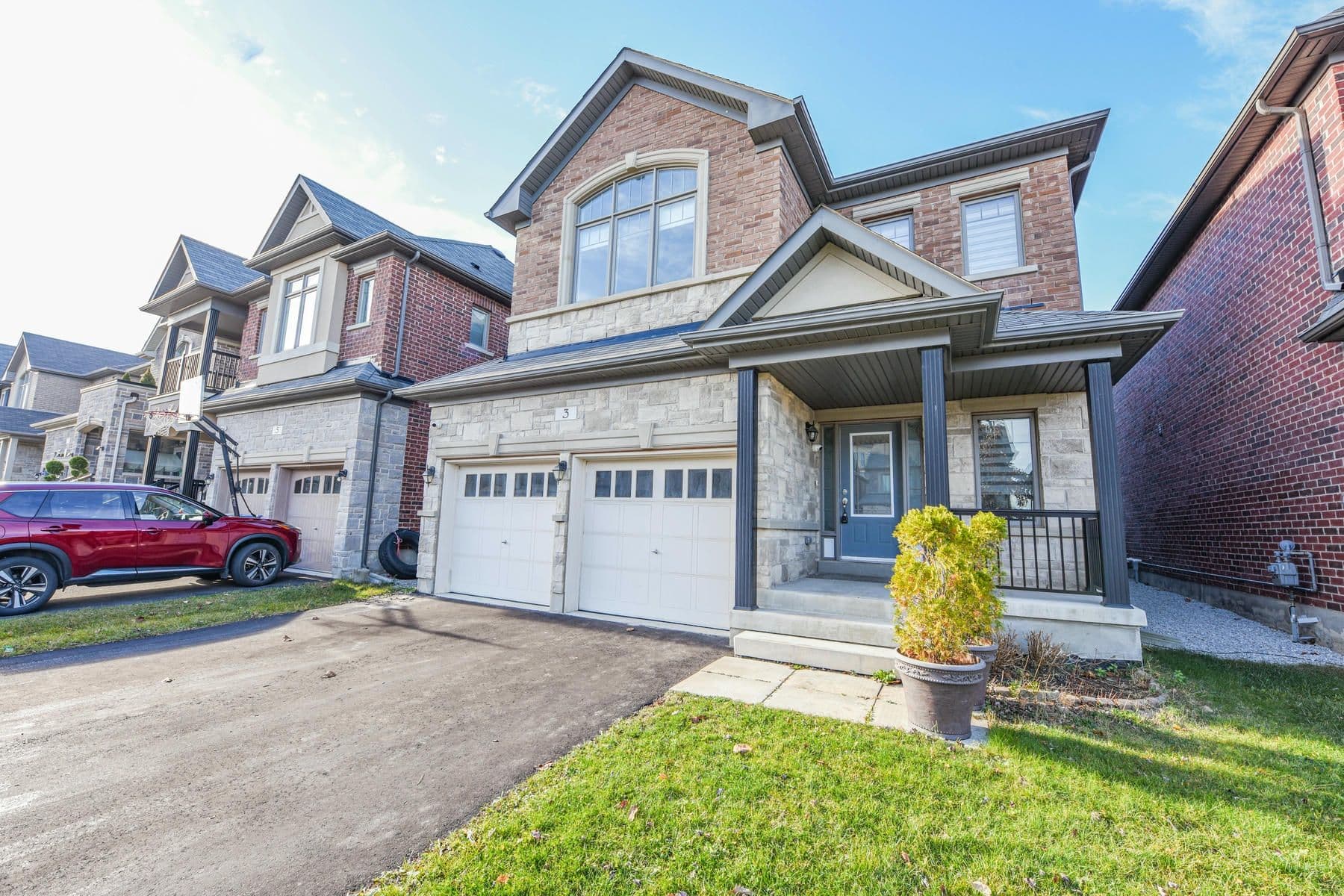 3 Prairie Creek Crescent, Brampton, ON L6Y 6C9