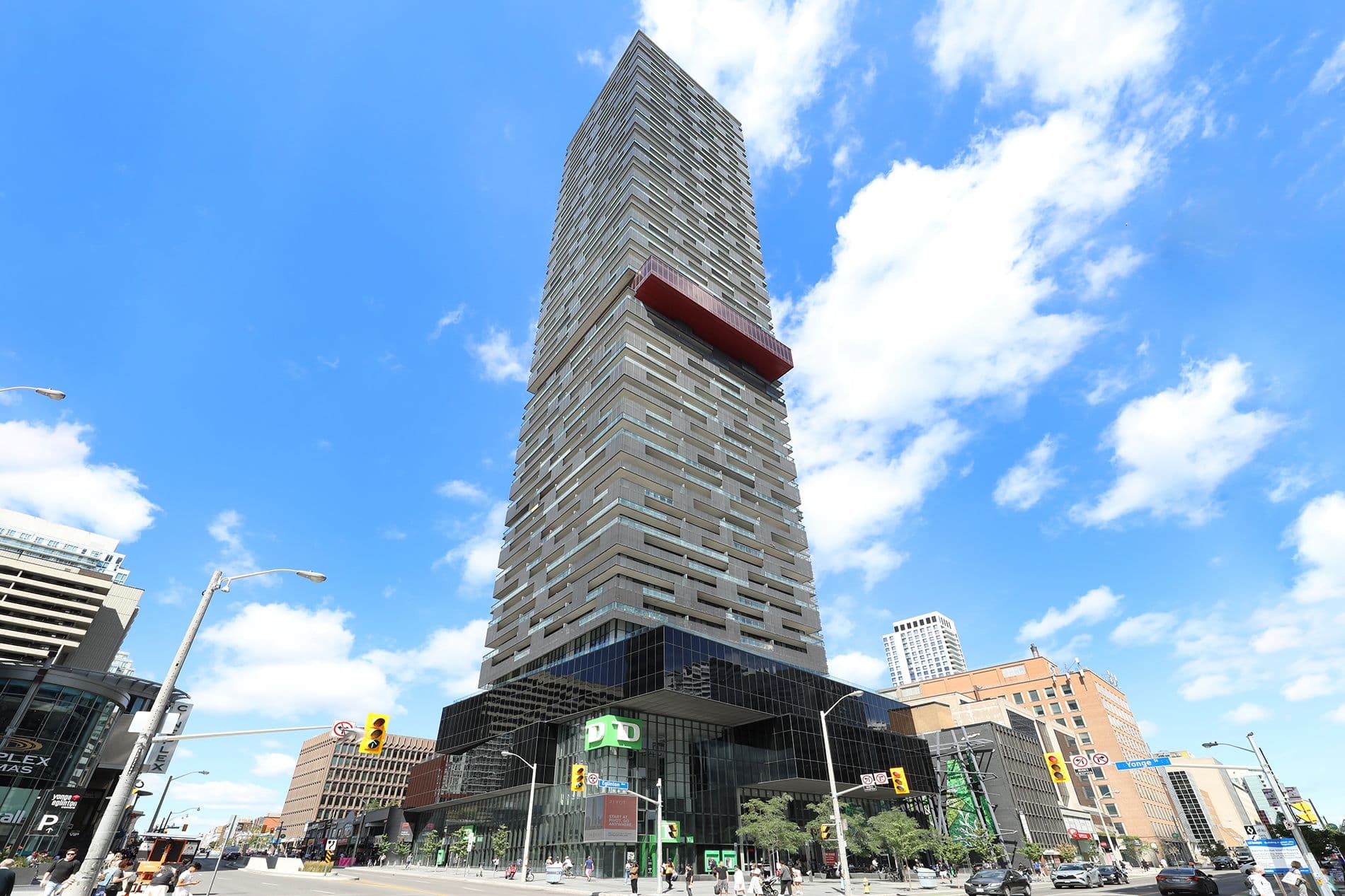 8 Eglinton Avenue E 5009, Toronto C10, ON M4P 0C1