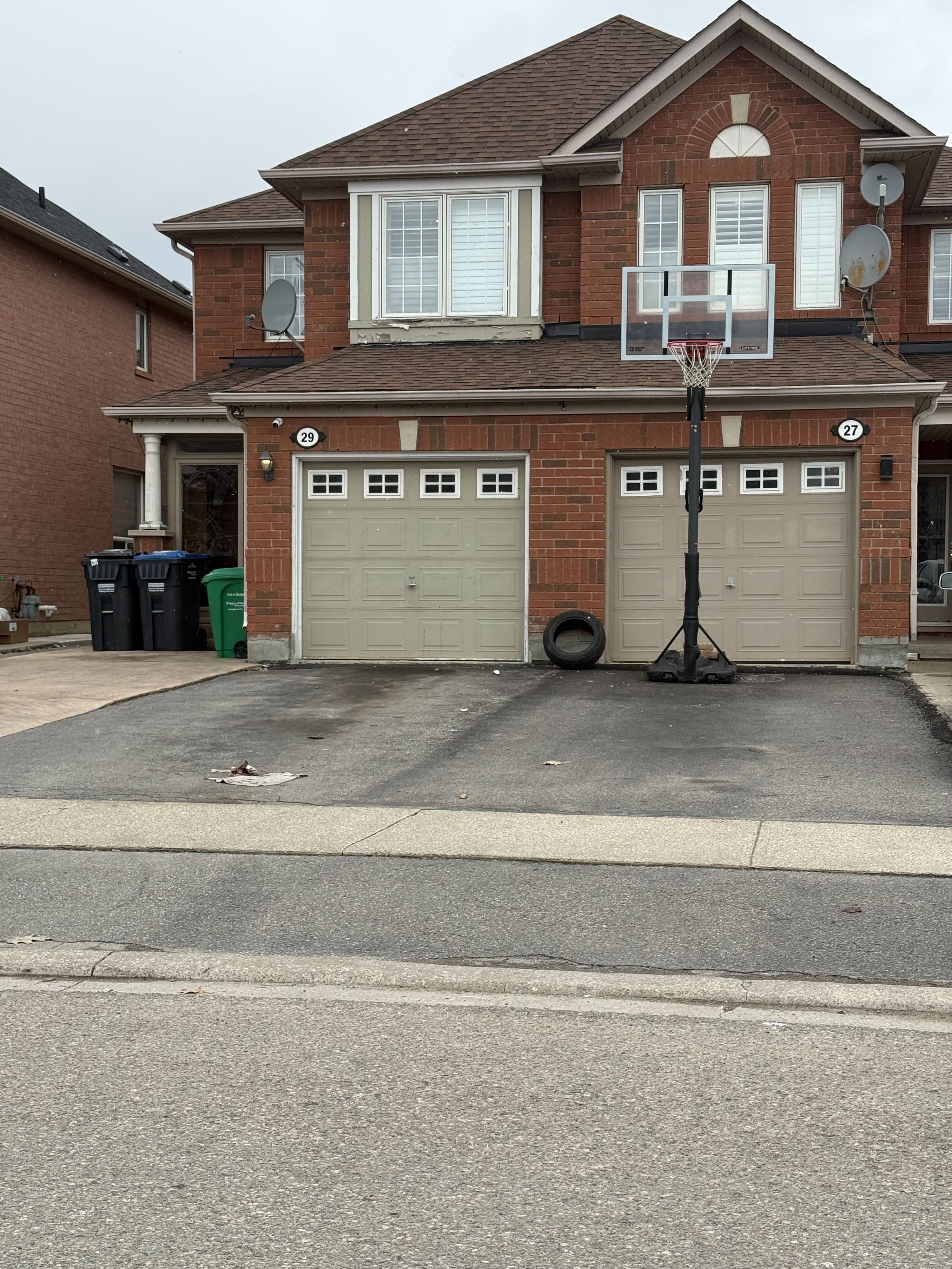 29 Herdwick Street, Brampton, ON L6S 6L6