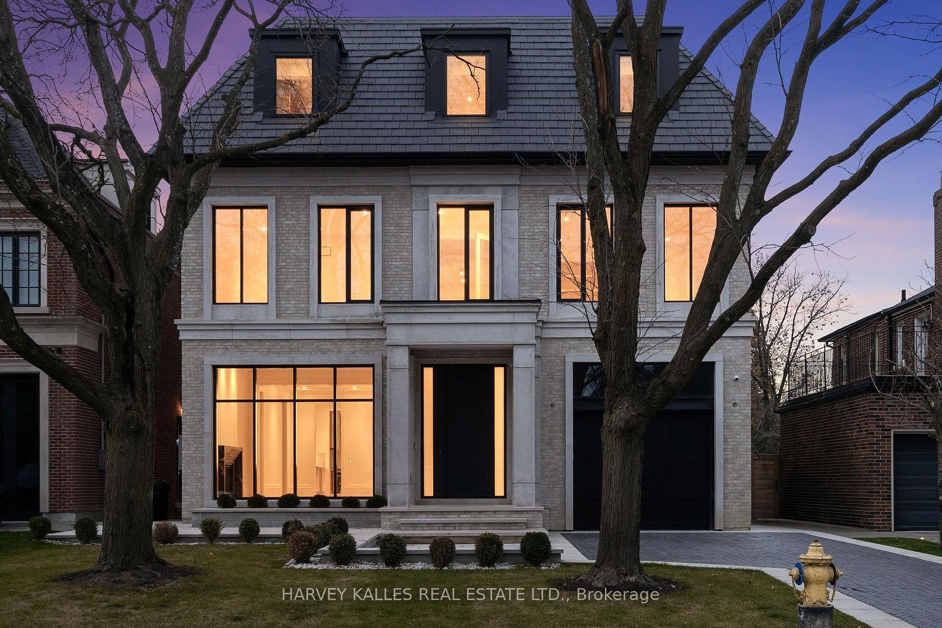 370 Glengrove Avenue W, Toronto C04, ON M5N 1W5