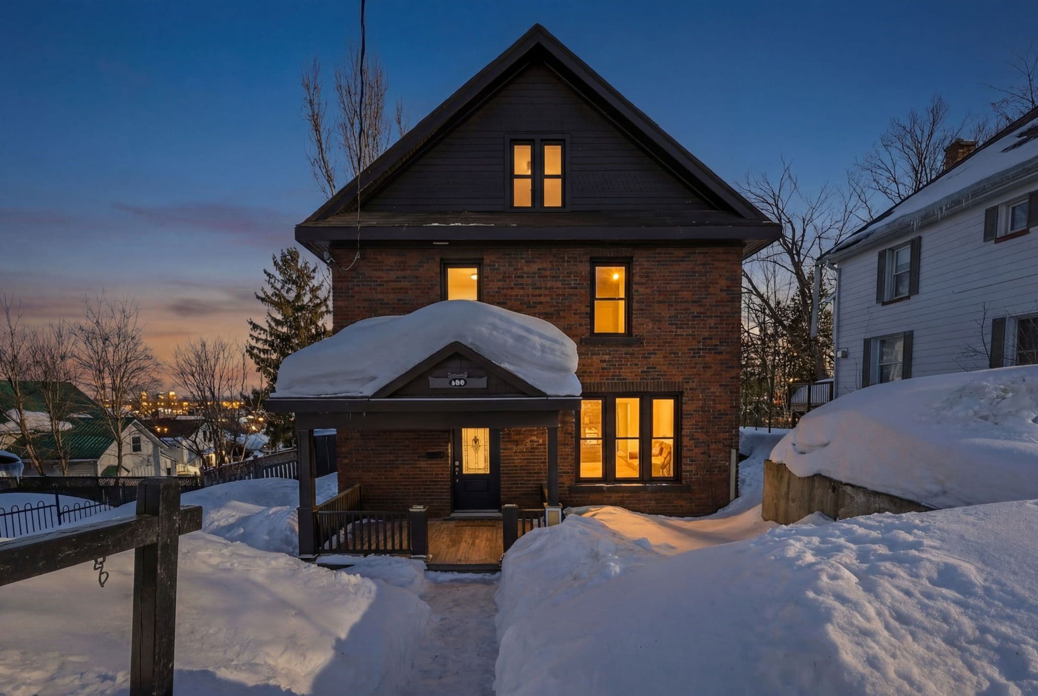 109 Brant Street E, Orillia, ON L3V 1Z3