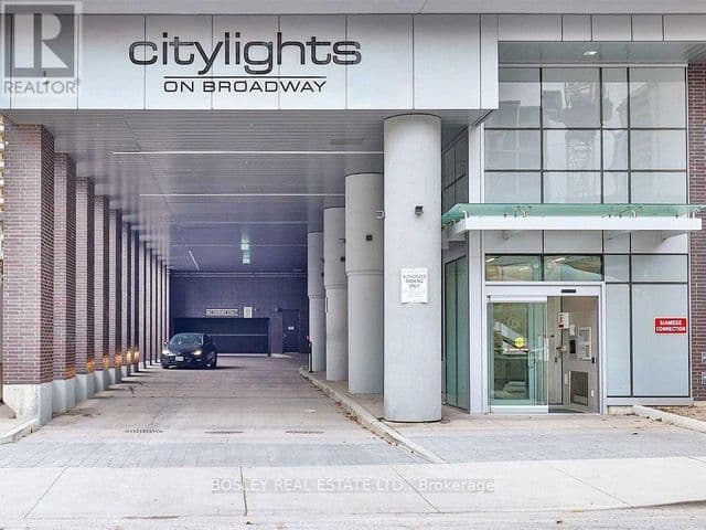 195 Redpath Avenue 1101, Toronto C10, ON M4P 0E4