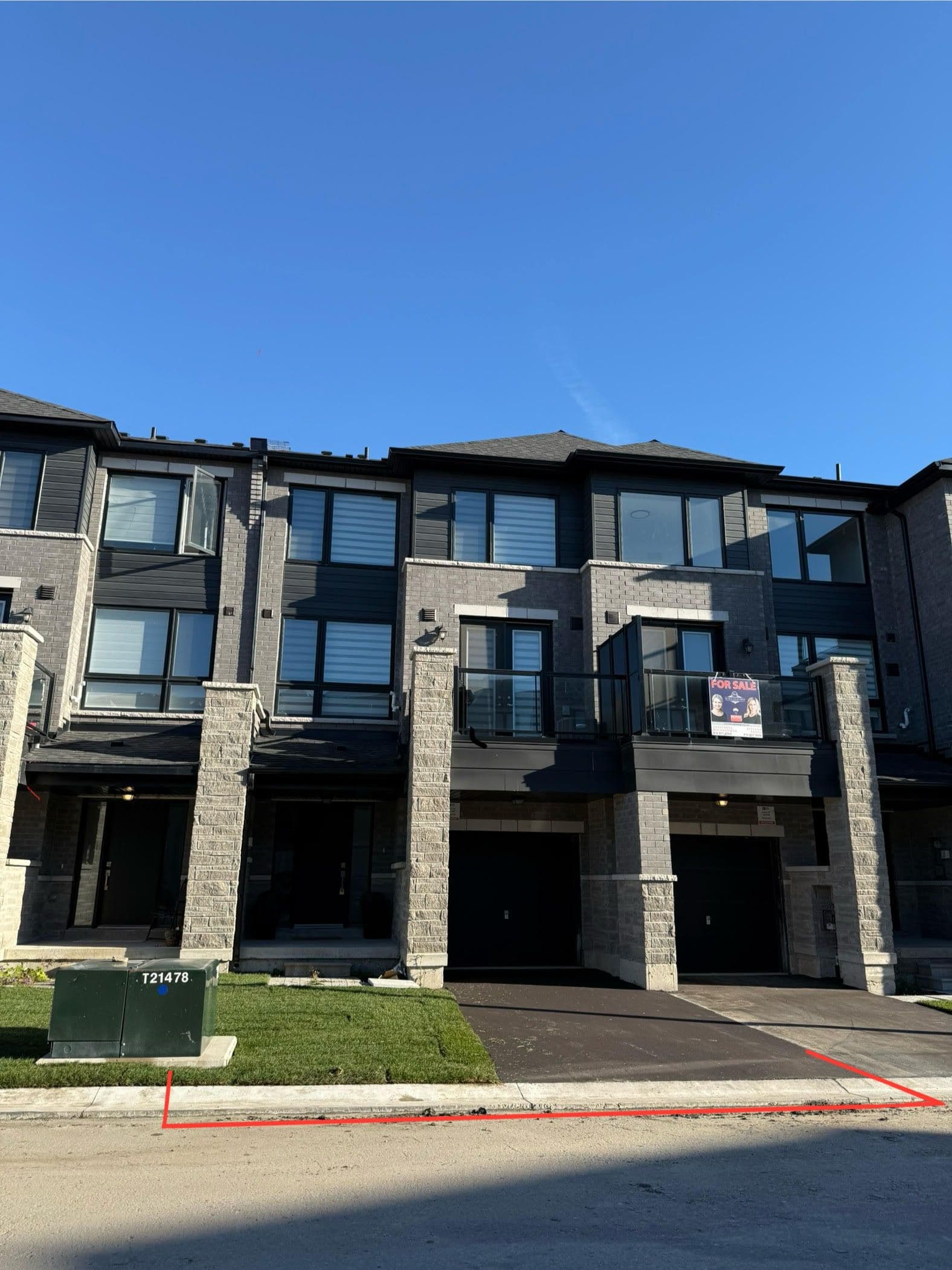 24 Spry Lane, Barrie, ON L9J 0N6