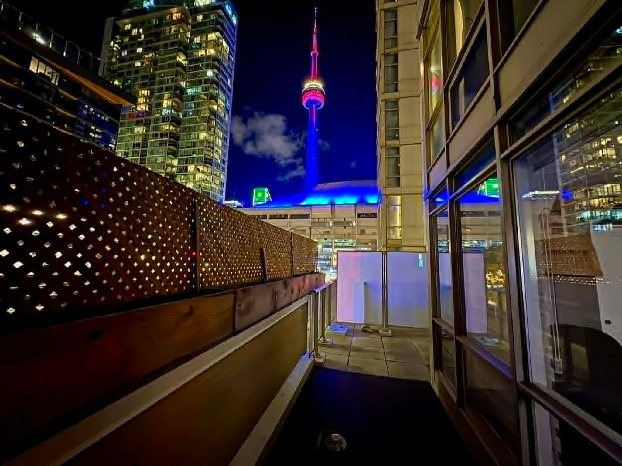 10 Navy Wharf Court 203, Toronto C01, ON M5V 3V2