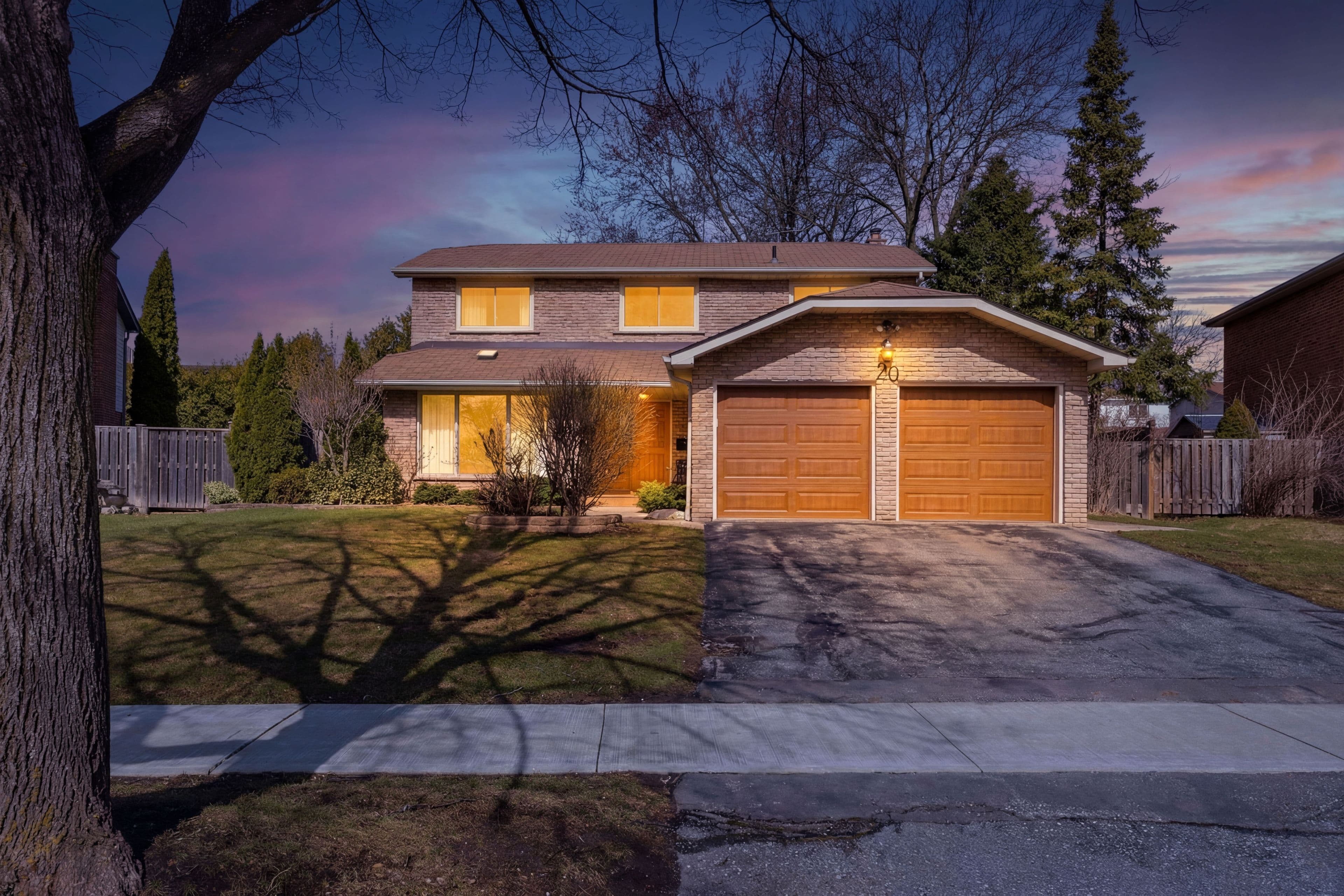 20 Inverary Crescent, Toronto E05, ON M1T 2W5