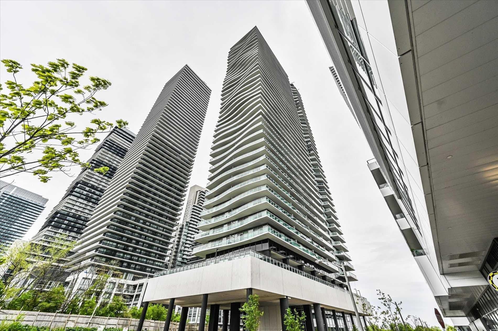 33 Shore Breeze Drive 2408, Toronto W06, ON M8V 1A1