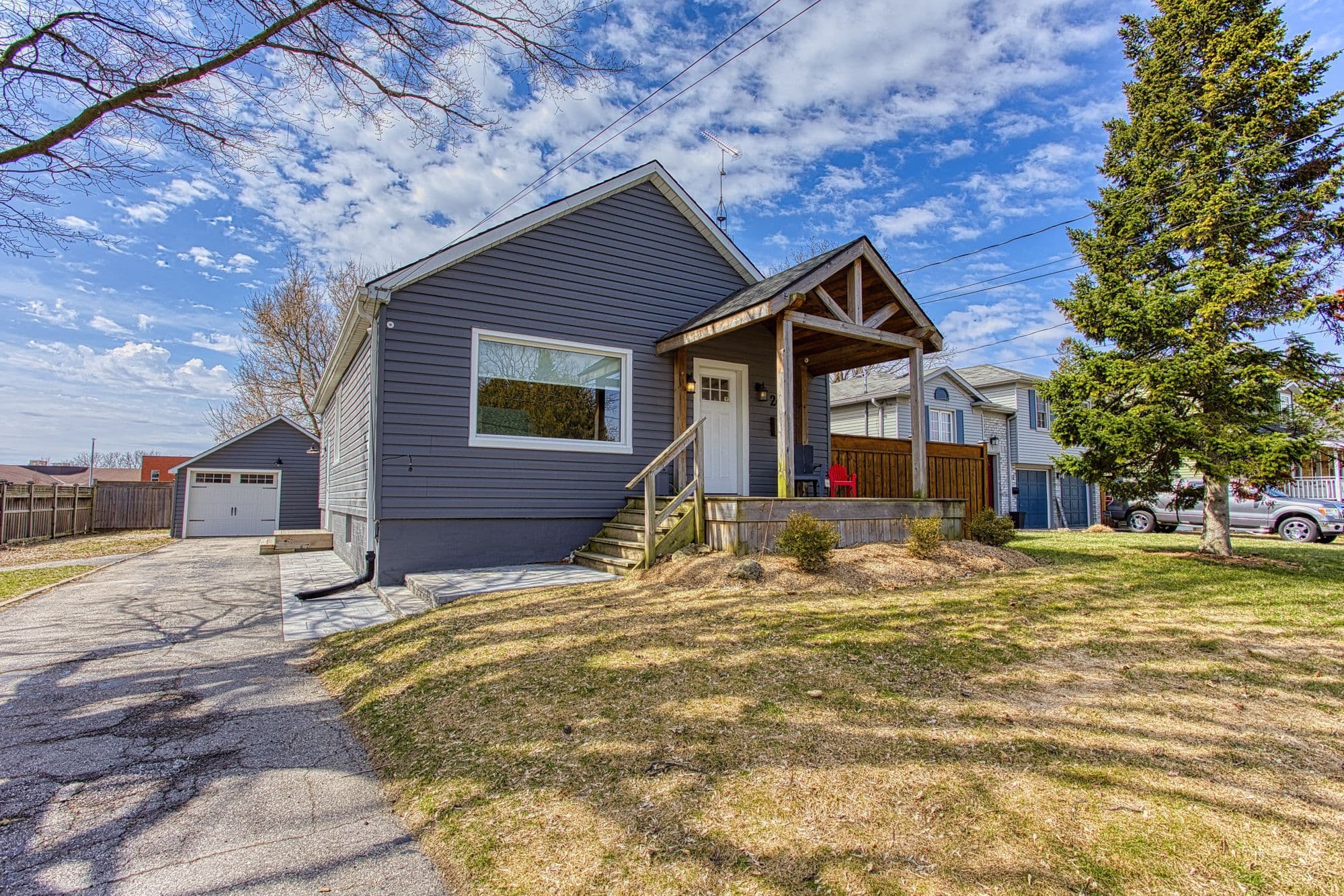 26 Clara Crescent, Brantford, ON N3S 7C7