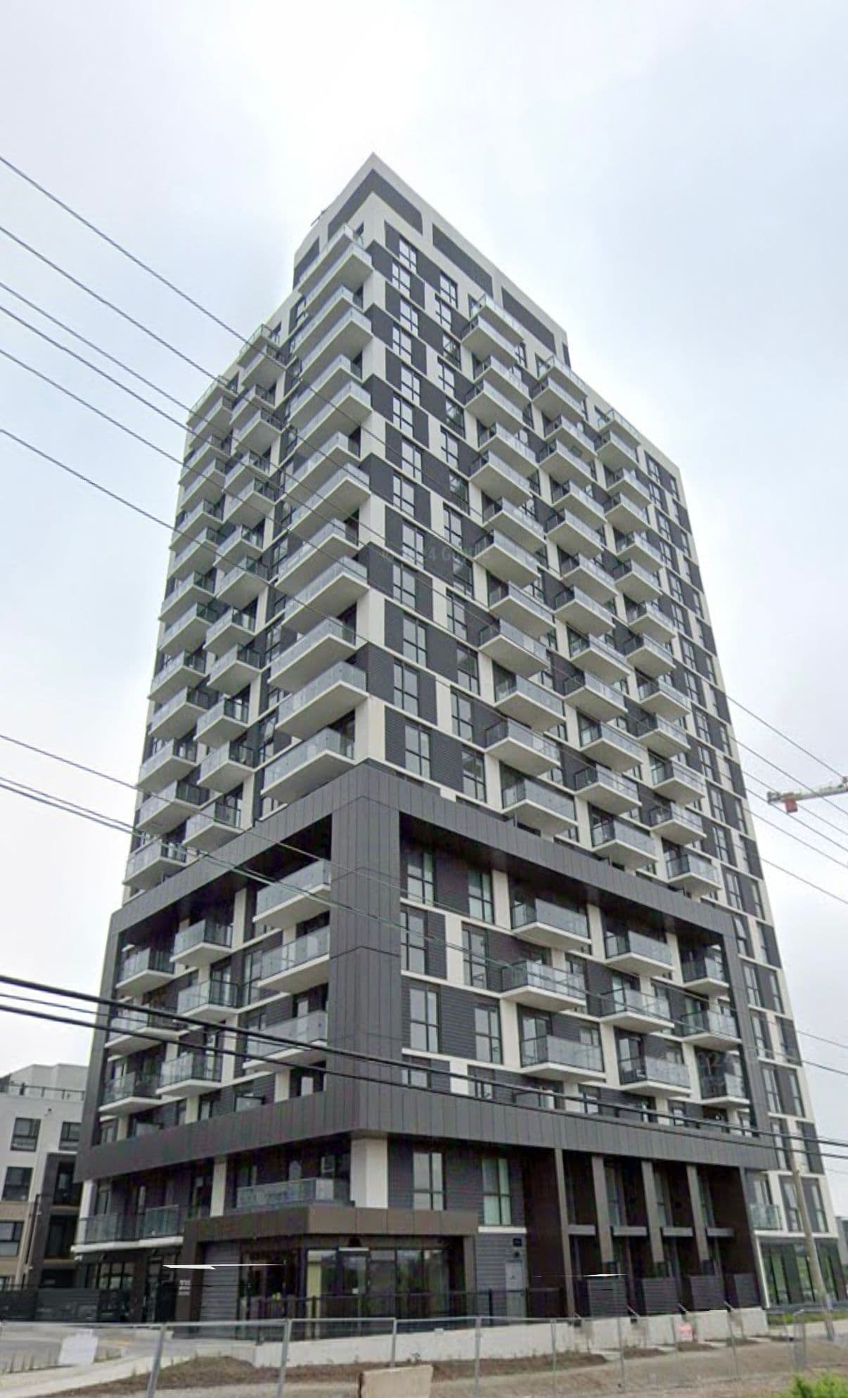 335 Wheat Boom Drive 905, Oakville, ON L6H 7Y1