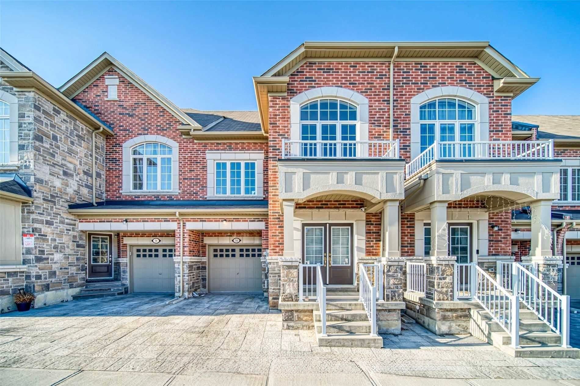 34 Ness Drive, Richmond Hill, ON L4S 0J8
