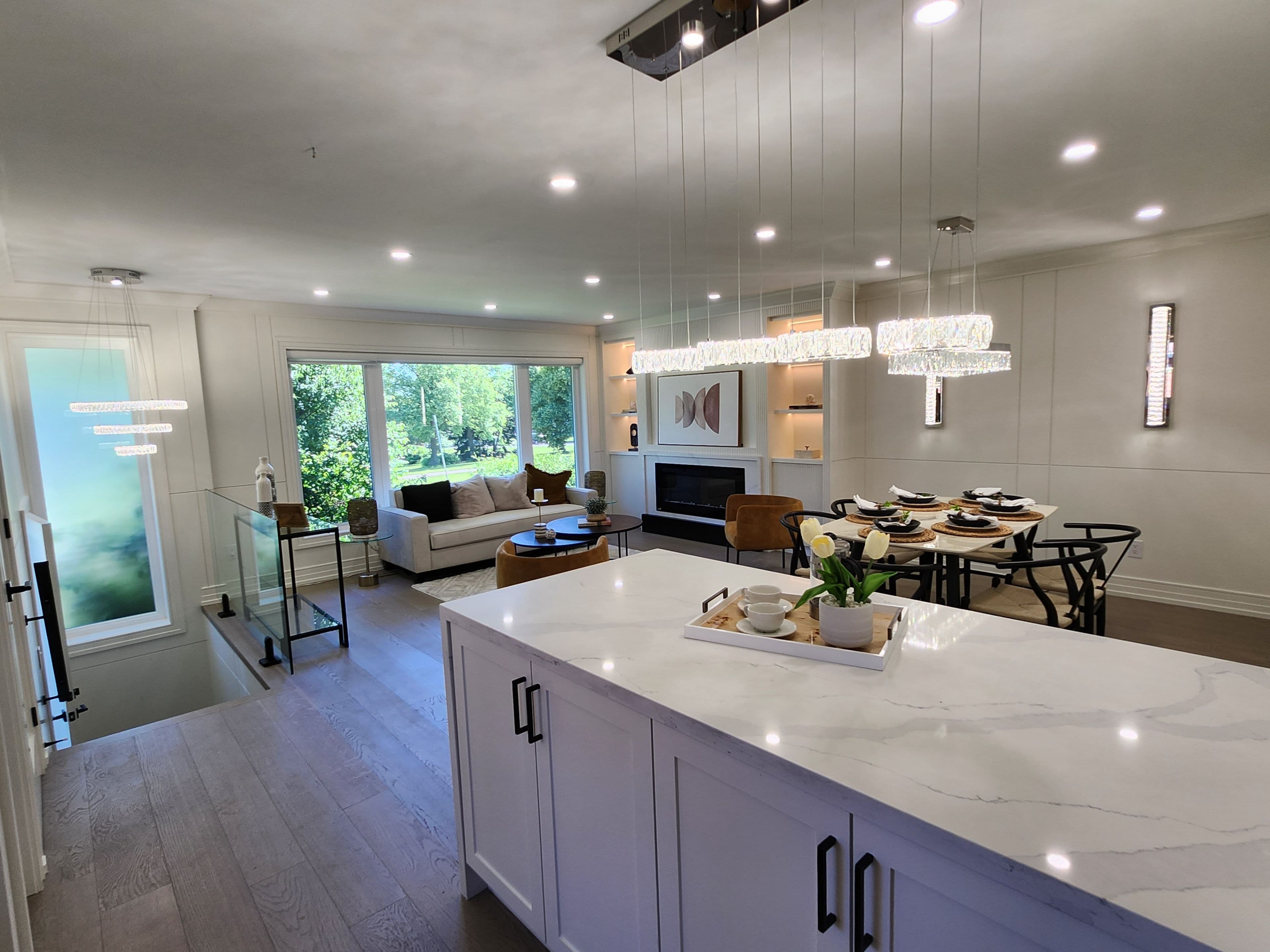 6 Glaive Drive Main, Toronto E04, ON M1P 1X6