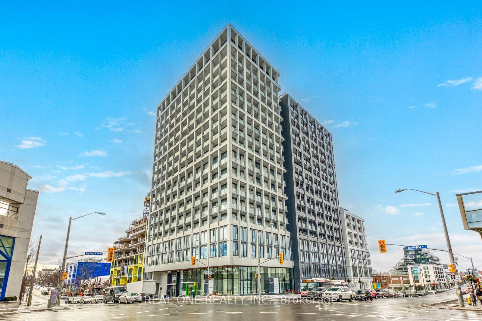 2020 Bathurst Street 1520, Toronto C03, ON M5P 0A6