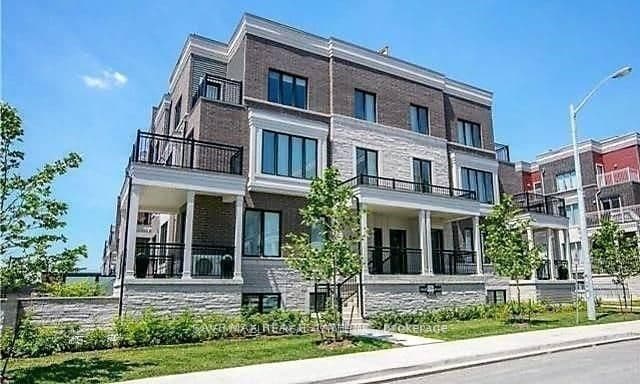 120 Longbranch Avenue 8, Toronto W06, ON M8W 0A9