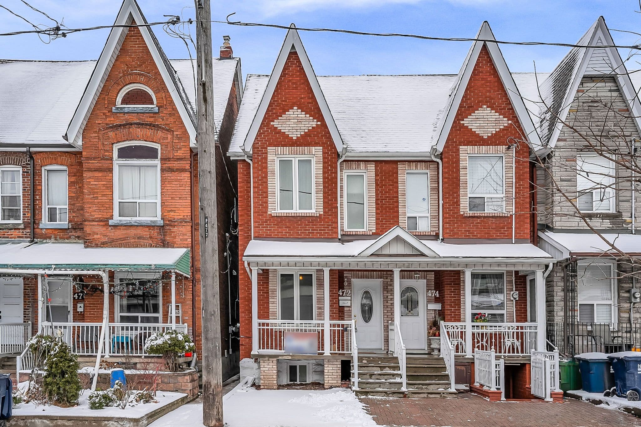 472 Symington Avenue, Toronto W03, ON M6N 2W5