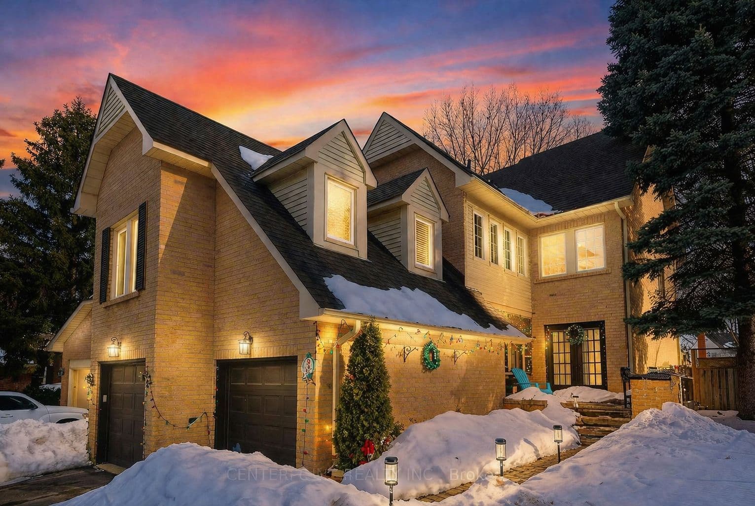 49 Redwood Lane, Markham, ON L3R 3Z1