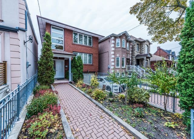 487 Salem Avenue N L1, Toronto W02, ON M6H 3C9