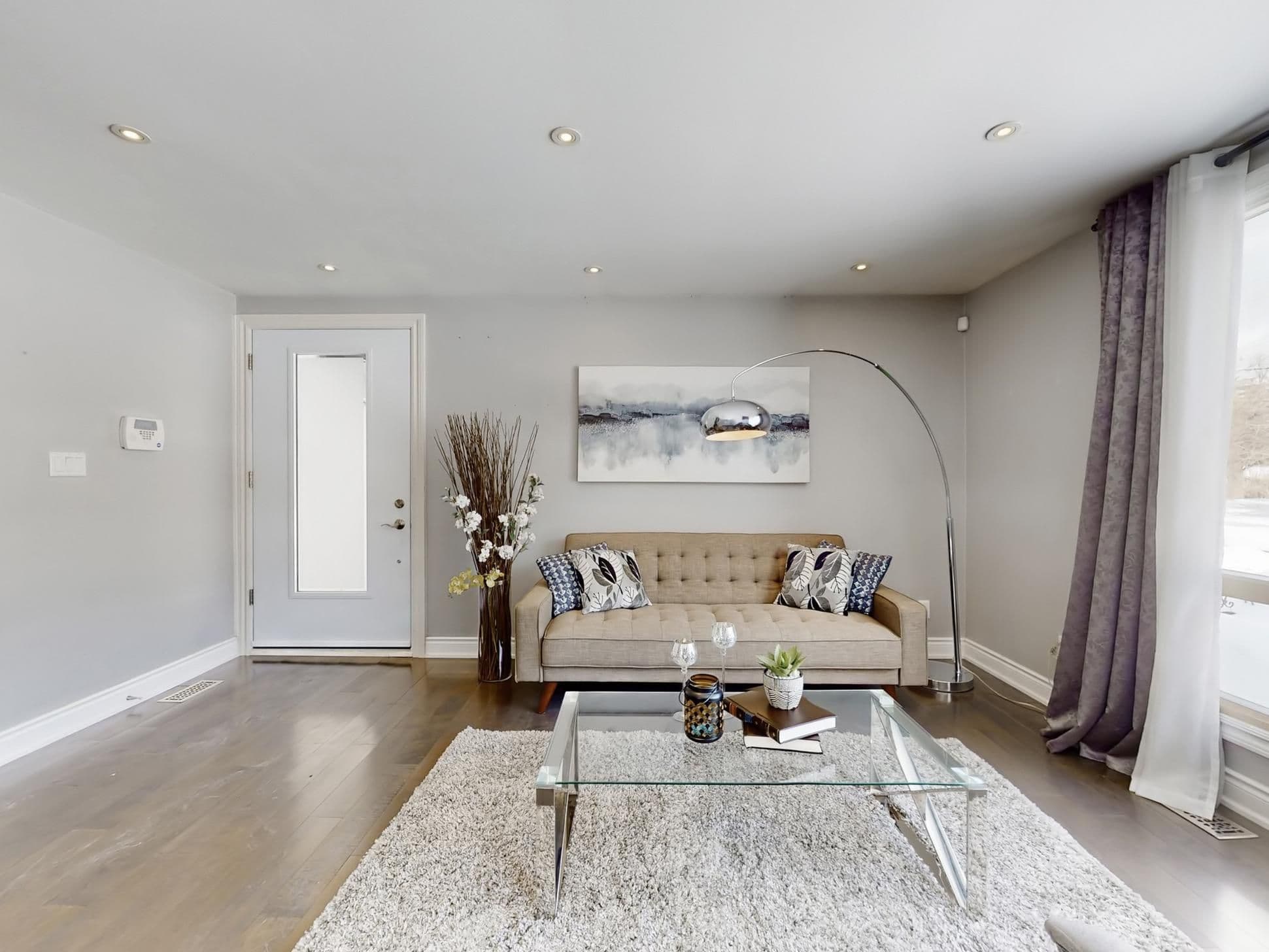 118 Kirker Avenue, Toronto E09, ON M1G 1N1