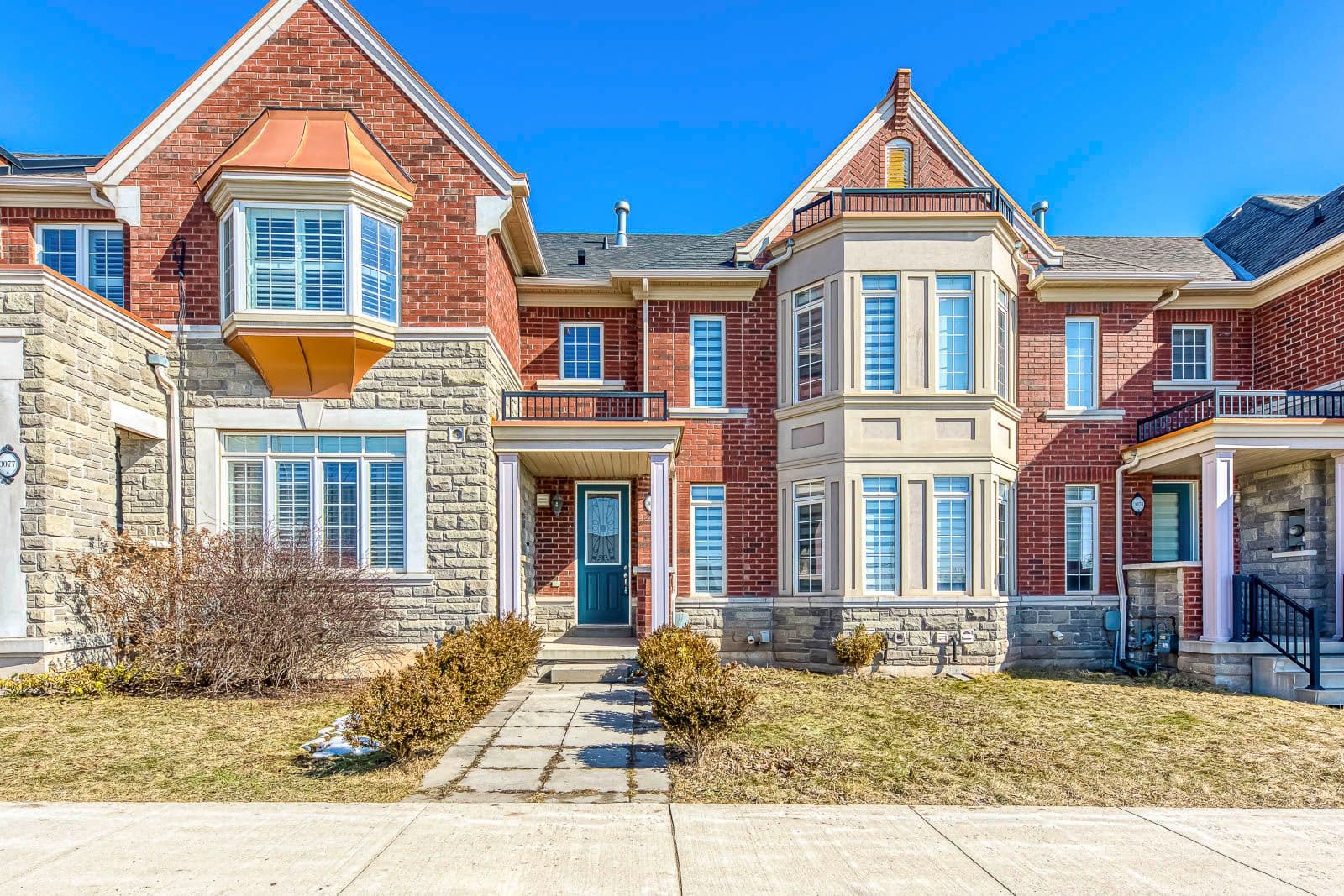 3075 Neyagawa Boulevard, Oakville, ON L6M 4L7