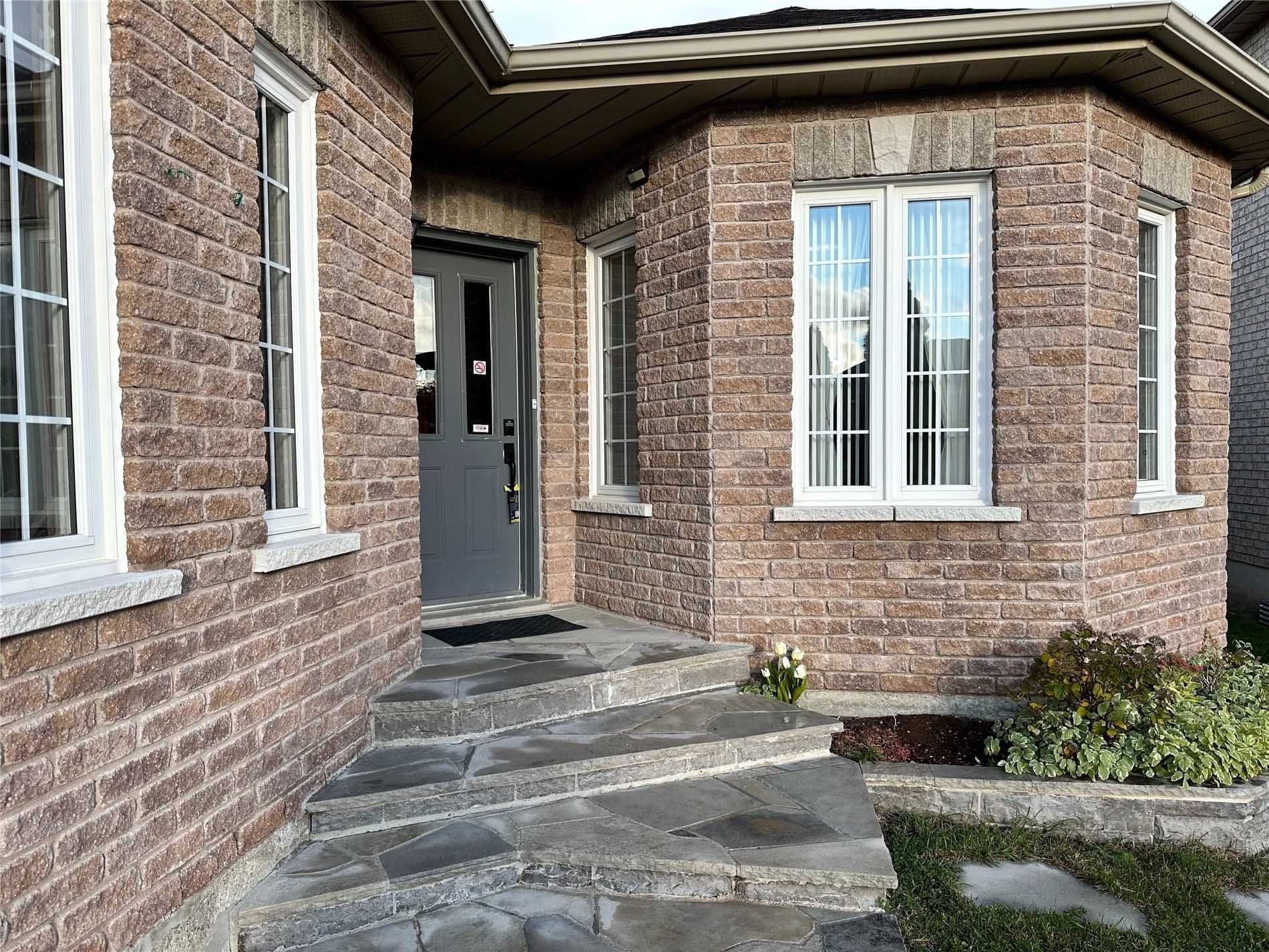 55 PENVILL Trail UPPER, Barrie, ON L4N 5M8