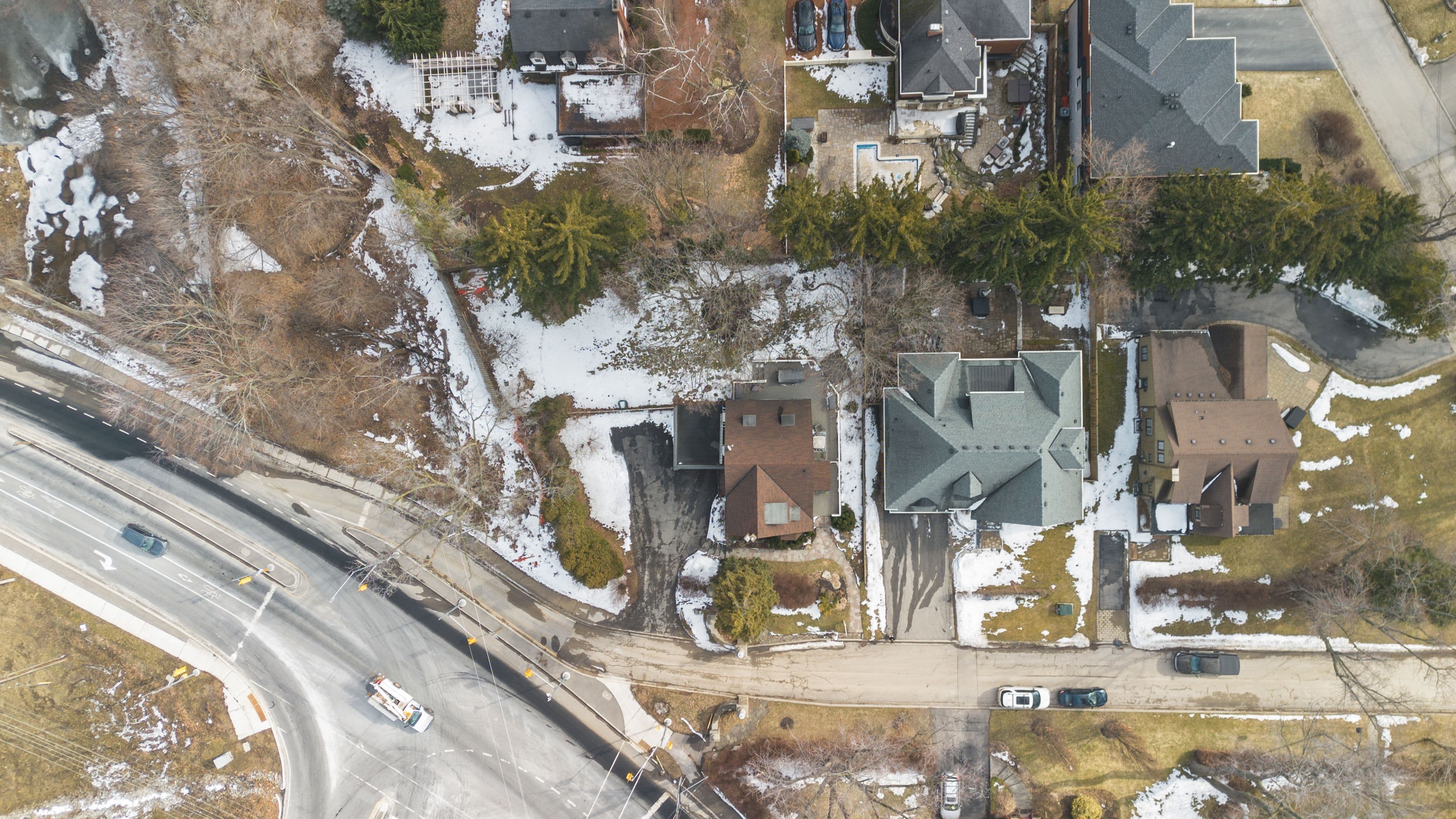 1064 Mohawk Road, Burlington, ON L7T 3M6