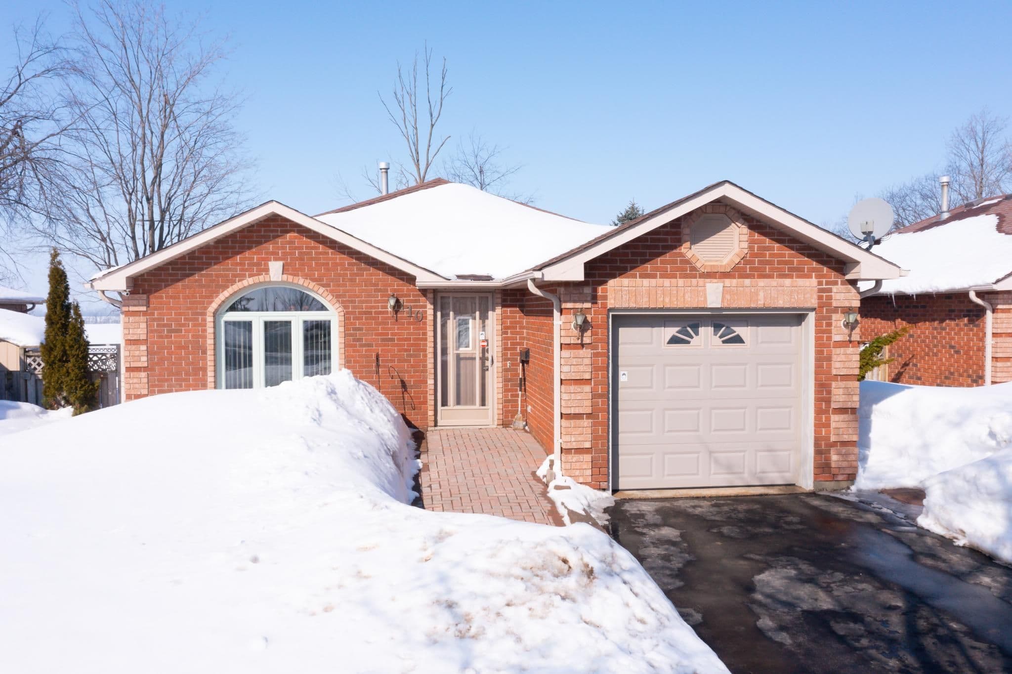 110 Hanmer Street W, Barrie, ON L4N 7T6