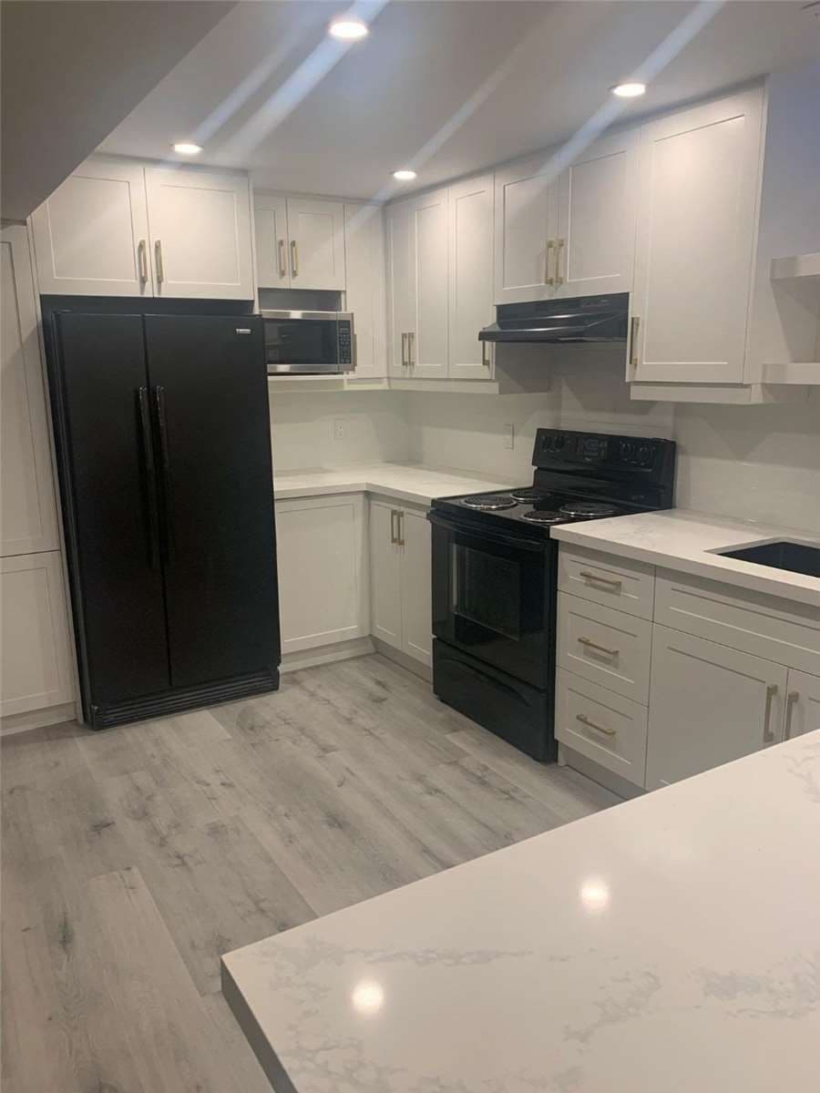 62 Embassy Drive, Vaughan, ON L4L 5B1