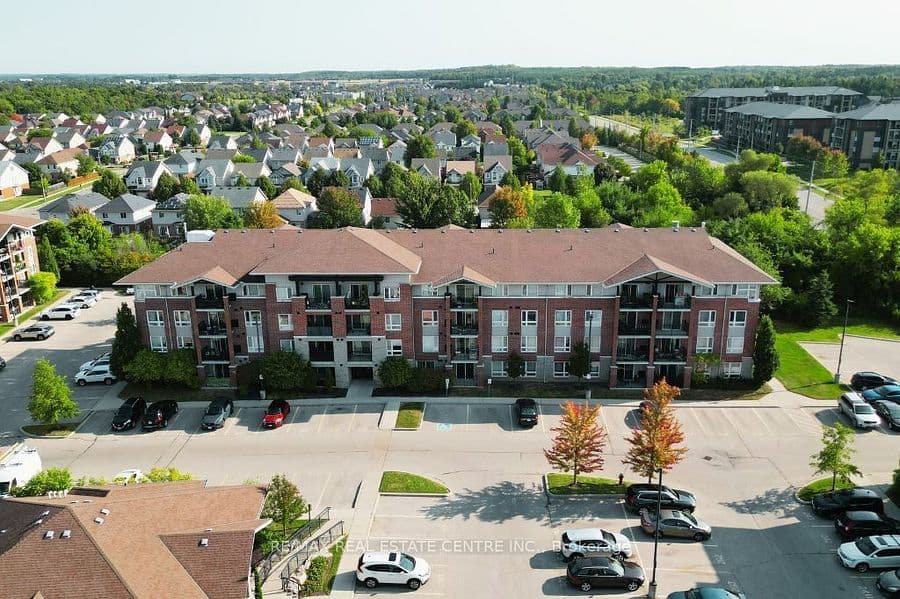 41 Goodwin Drive 202, Guelph, ON N1L 0E7