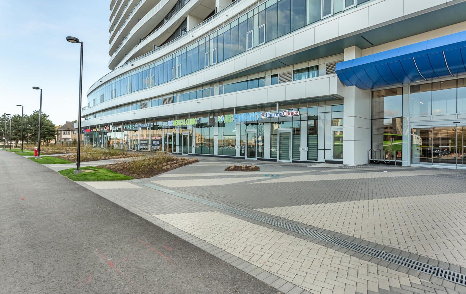 2520 Eglinton Avenue W 1218, Mississauga, ON L5M 0Y2