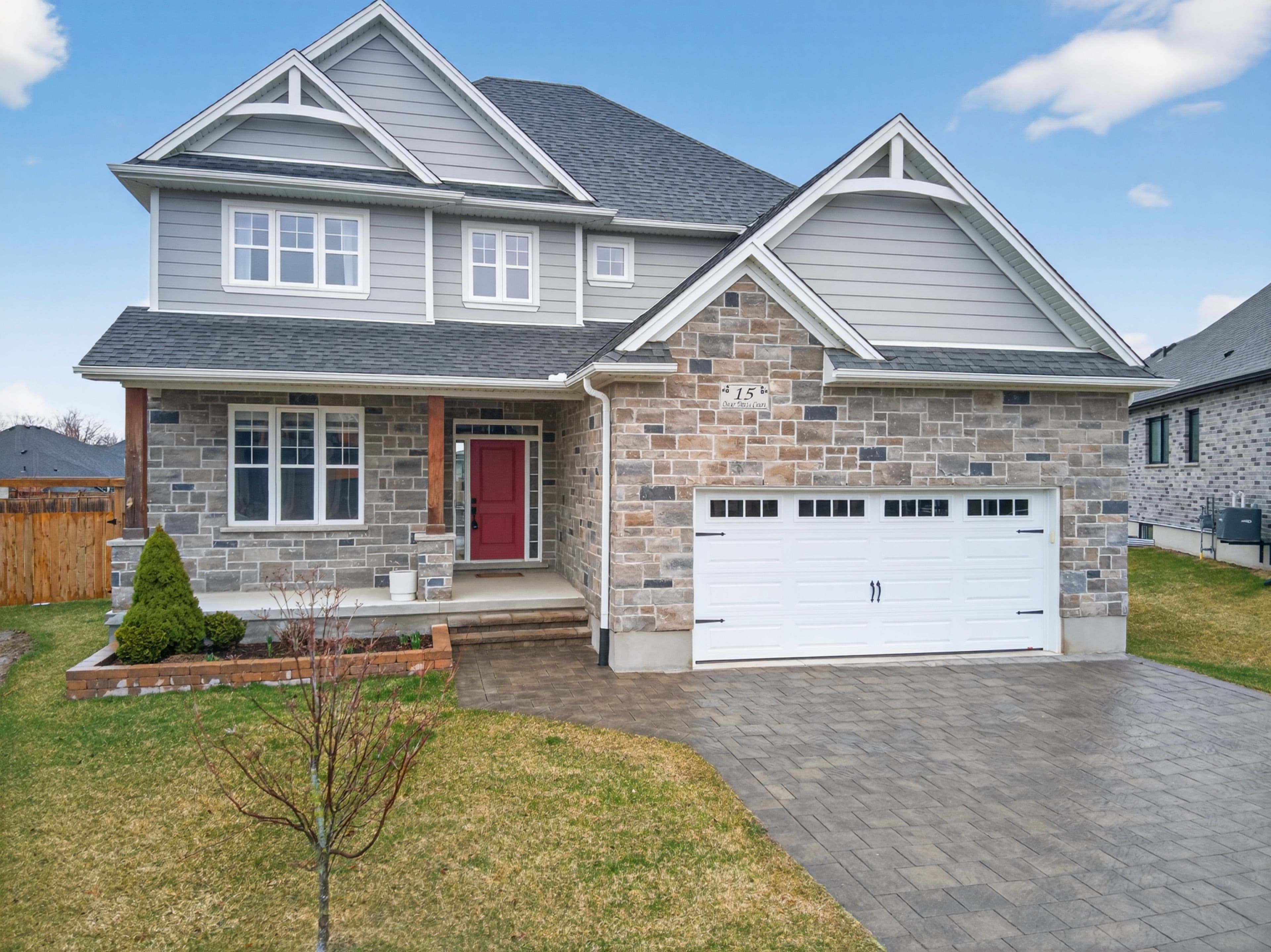 15 Oscar Davis Court, Strathroy-Caradoc, ON N7G 0G3