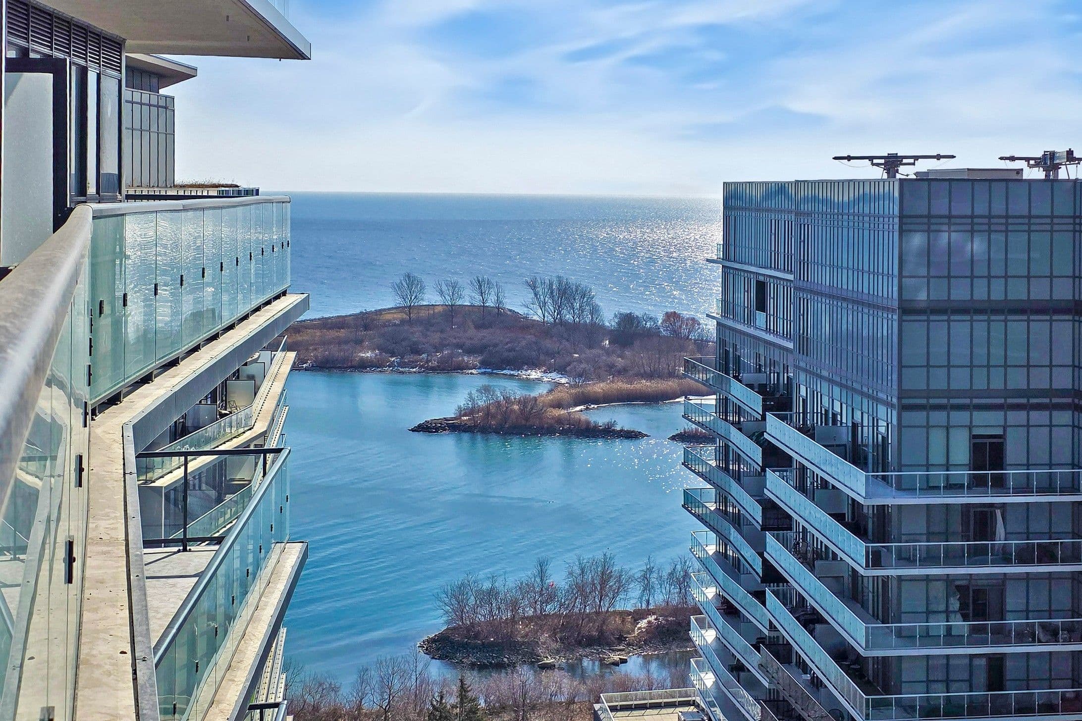 38 Annie Craig Drive W 1907, Toronto W06, ON M8V 0G9