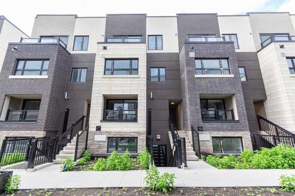 1139 Cooke Boulevard 305, Burlington, ON L7T 4A8