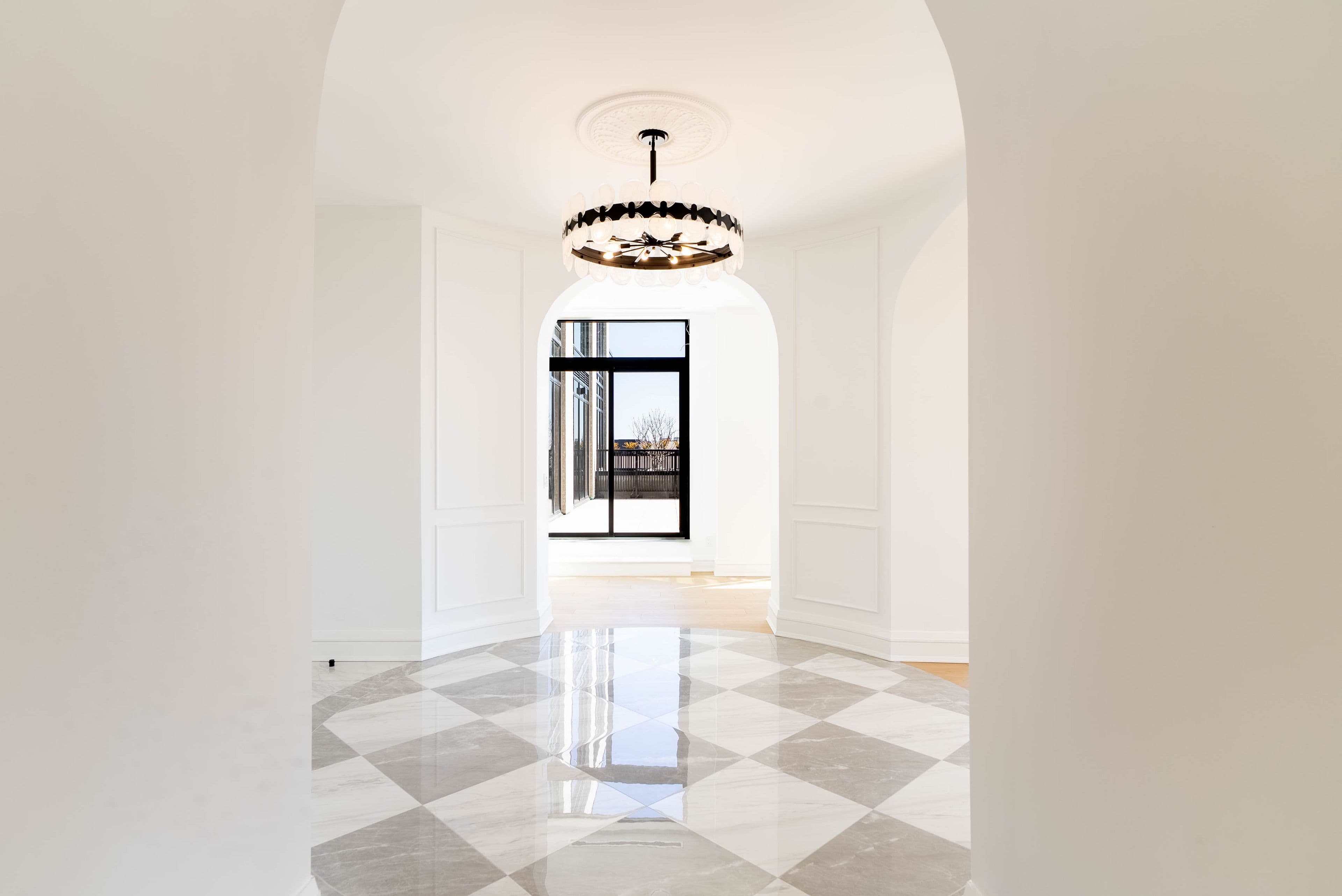 2010 Bathurst Street 6A, Toronto C03, ON M5P 0A8