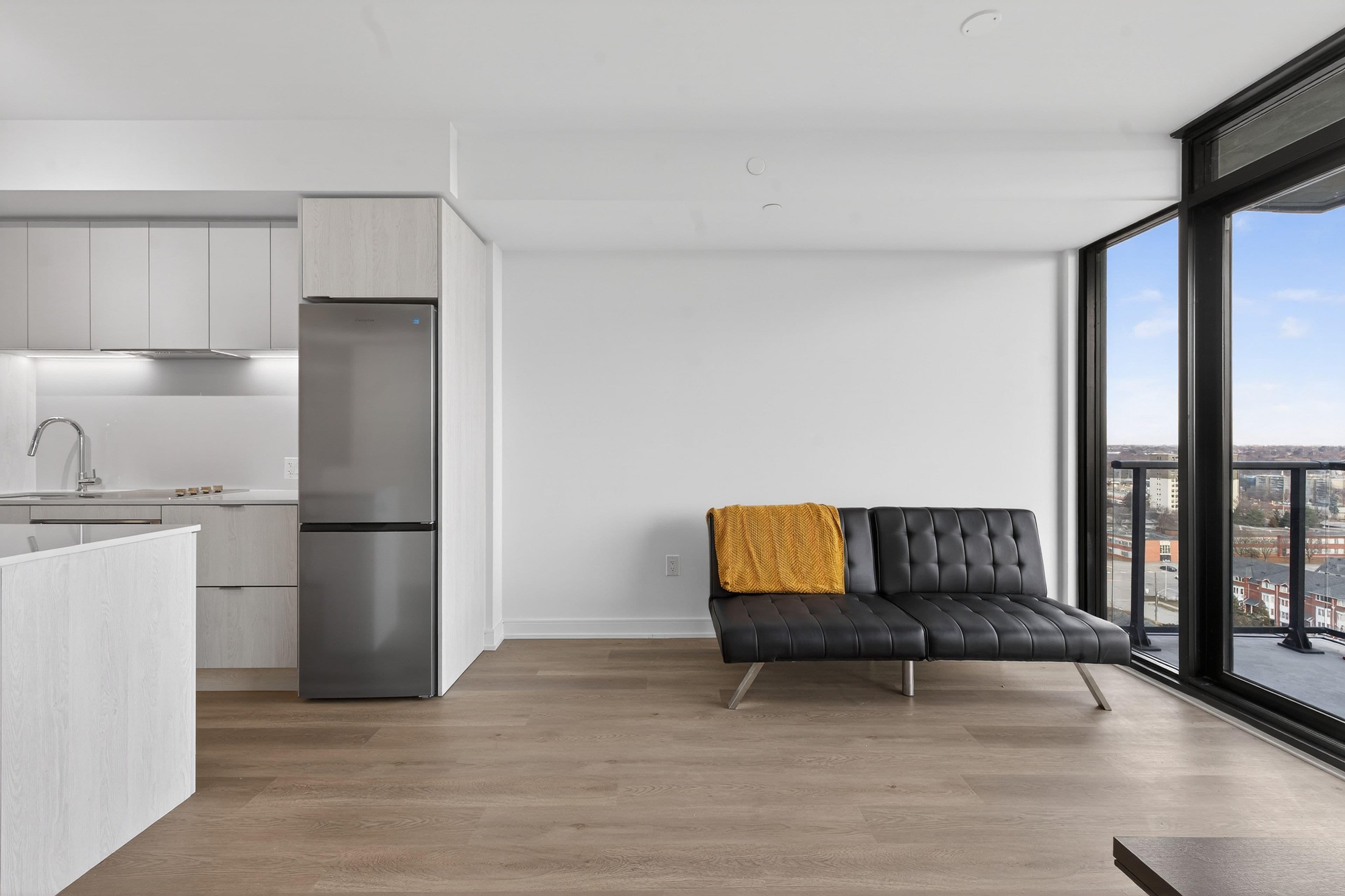 3009 Novar Road 1418, Mississauga, ON L5B 0P9