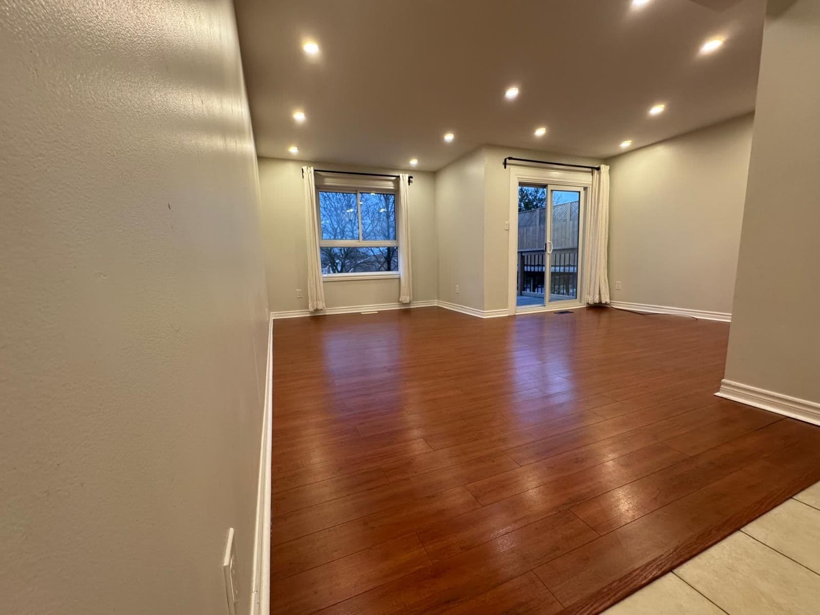 3369 Burdock Place, Mississauga, ON L5A 4B7