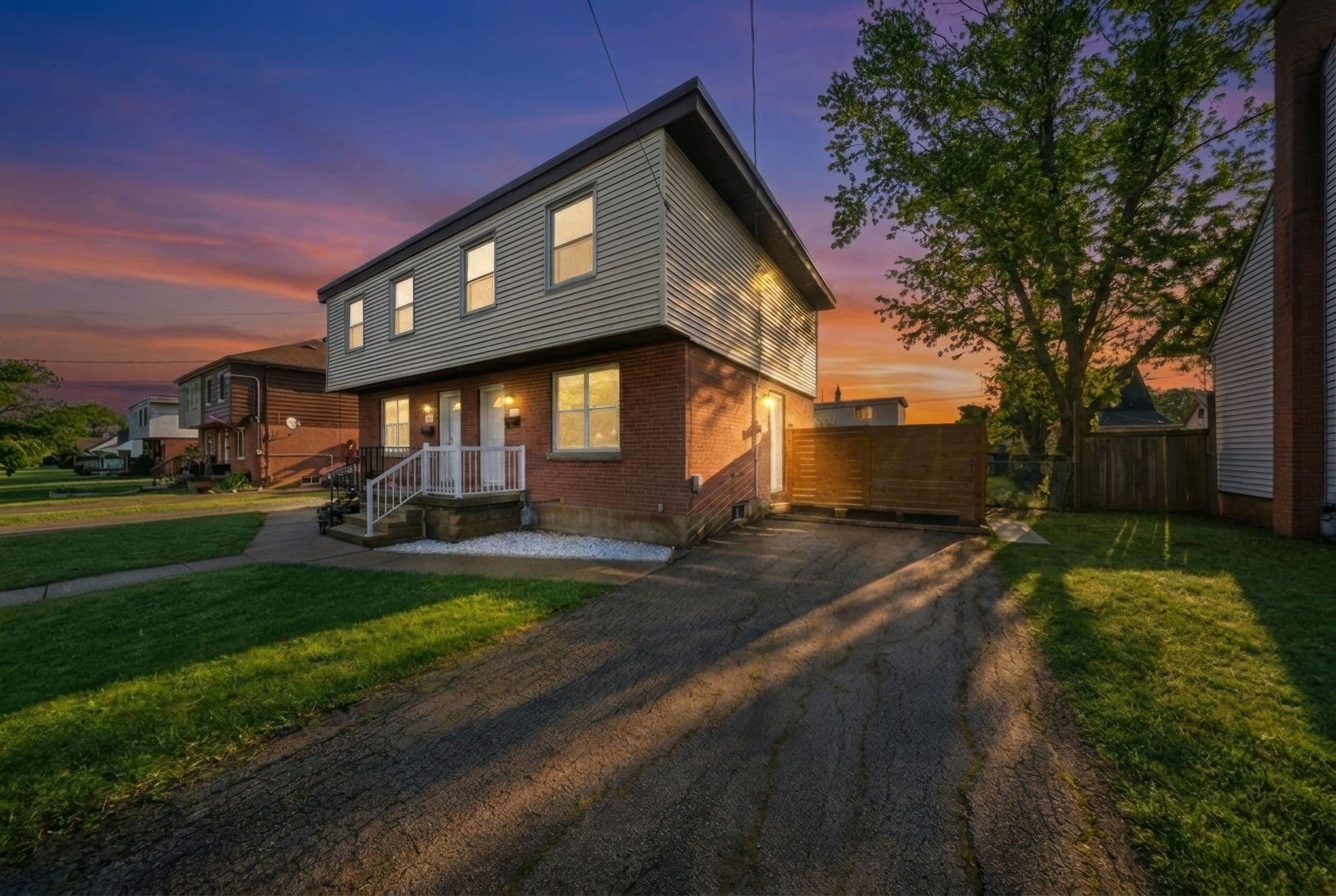 24 Sumach Street, Hamilton, ON L8H 6P8